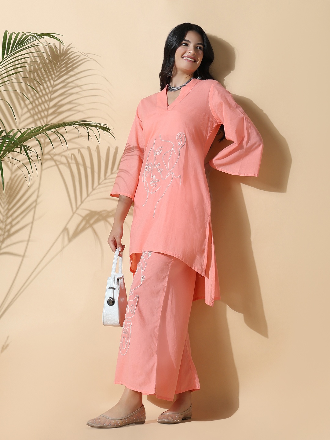 

SHOWOFF Women Embroidered Regular Thread Work Kurta with Palazzos, Peach