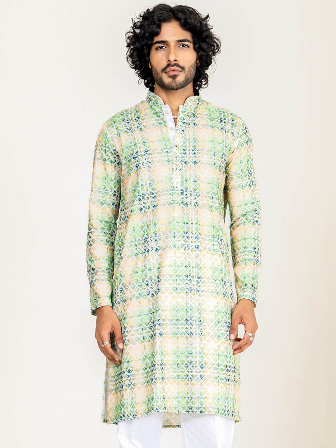 

Tistabene Floral Printed Thread Work Mandarin Collar Straight Kurta, Green