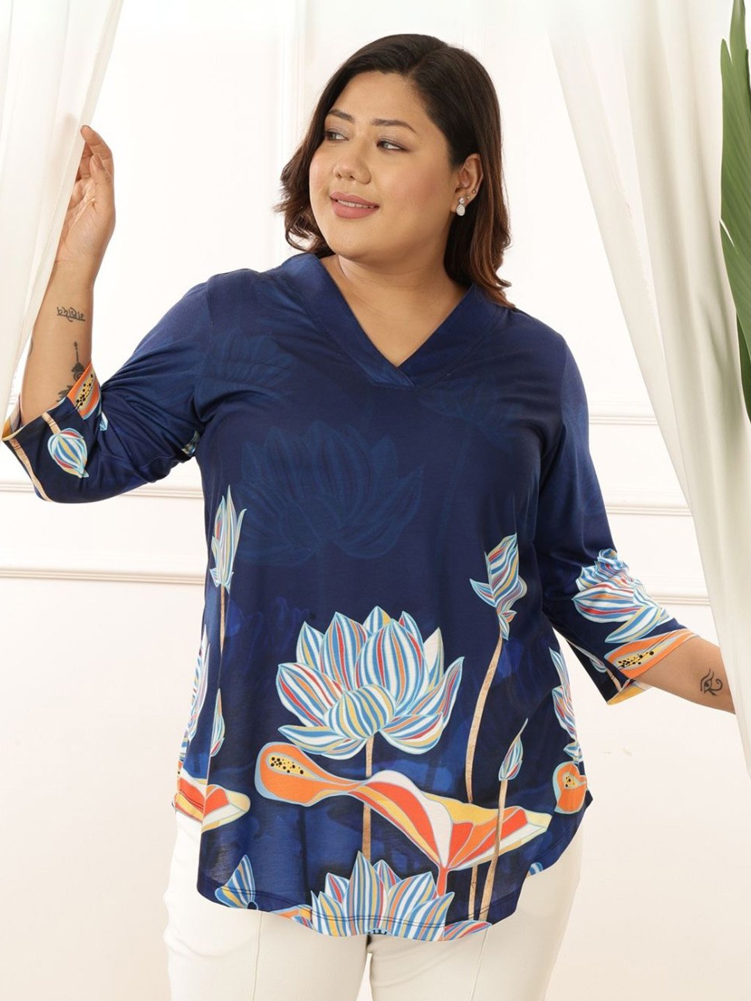 

Amydus Women Plus Size Floral Top, Blue