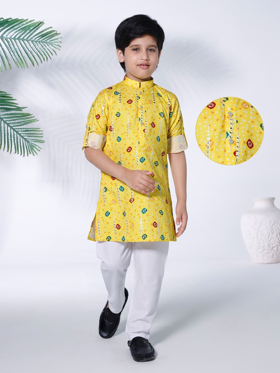 

Ministitch Boys Bandhani Printed Regular Pure Cotton Kurta with Pyjamas, Yellow