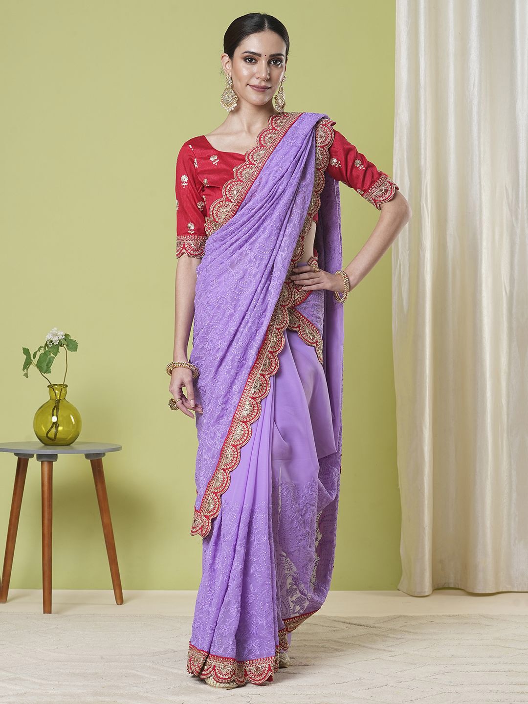 

DIVASTRI Ethnic Motifs Embroidered Pure Georgette Banarasi Saree, Purple