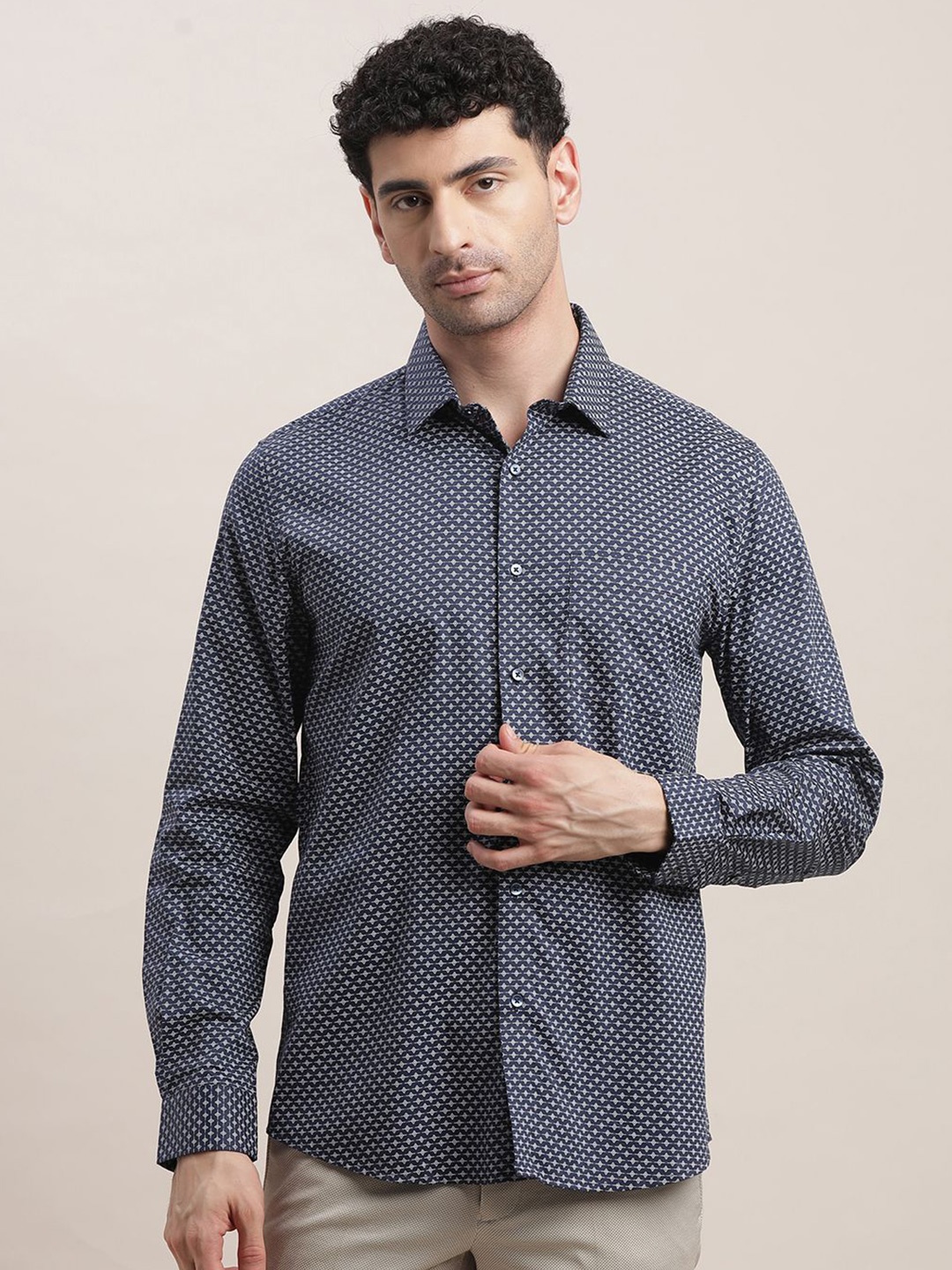 

Turtle Men Classic Opaque Printed Formal Shirt, Blue