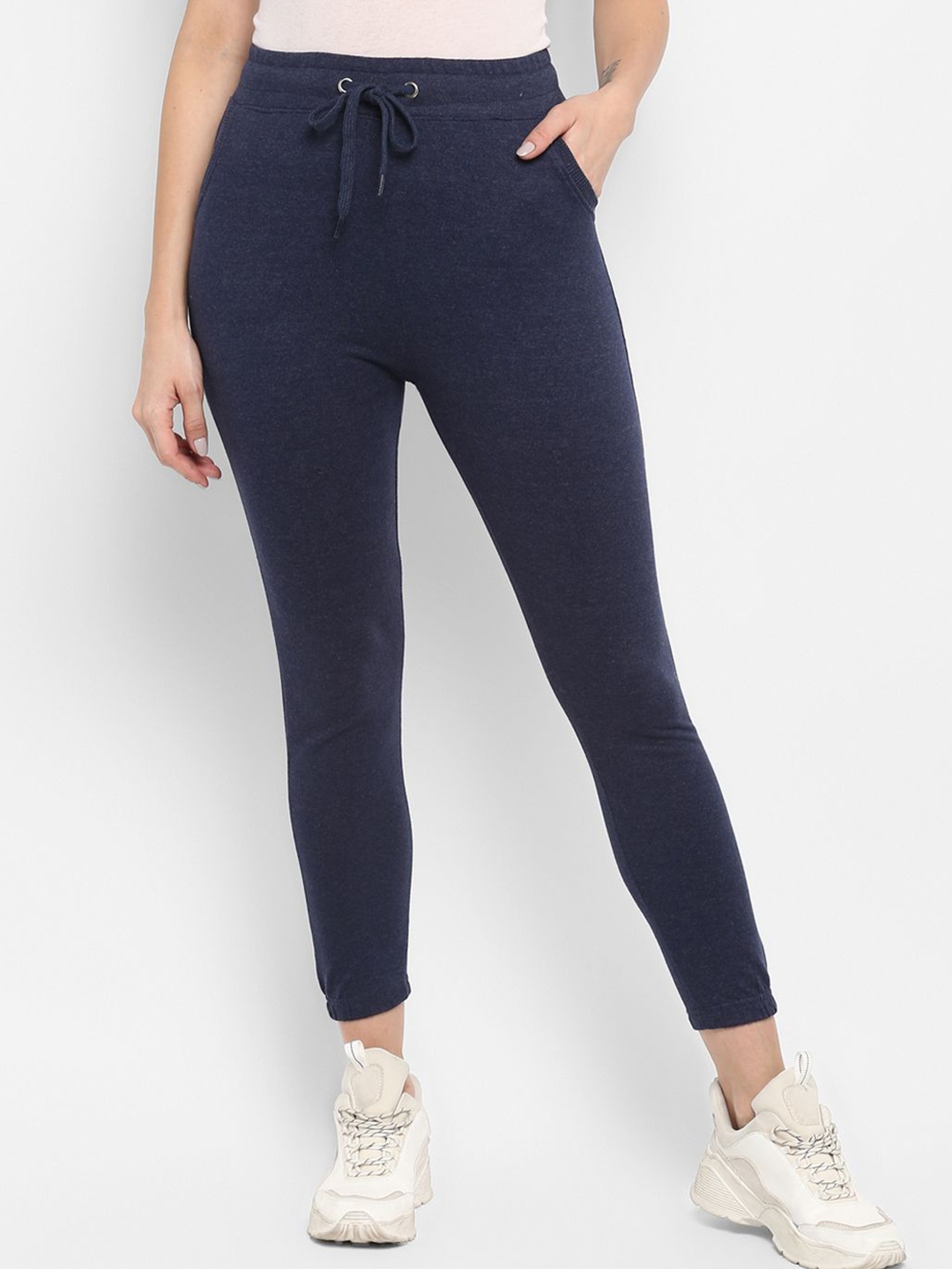 

Metronaut Women Slim-Fit Mid Rise Joggers, Navy blue