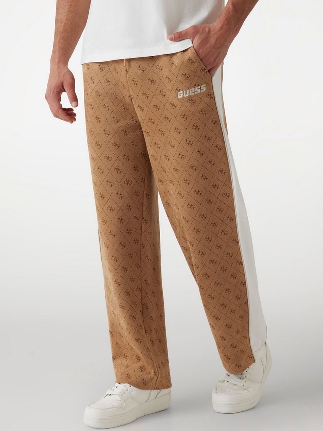 

GUESS Men Printed Mojo Track Pants, Brown