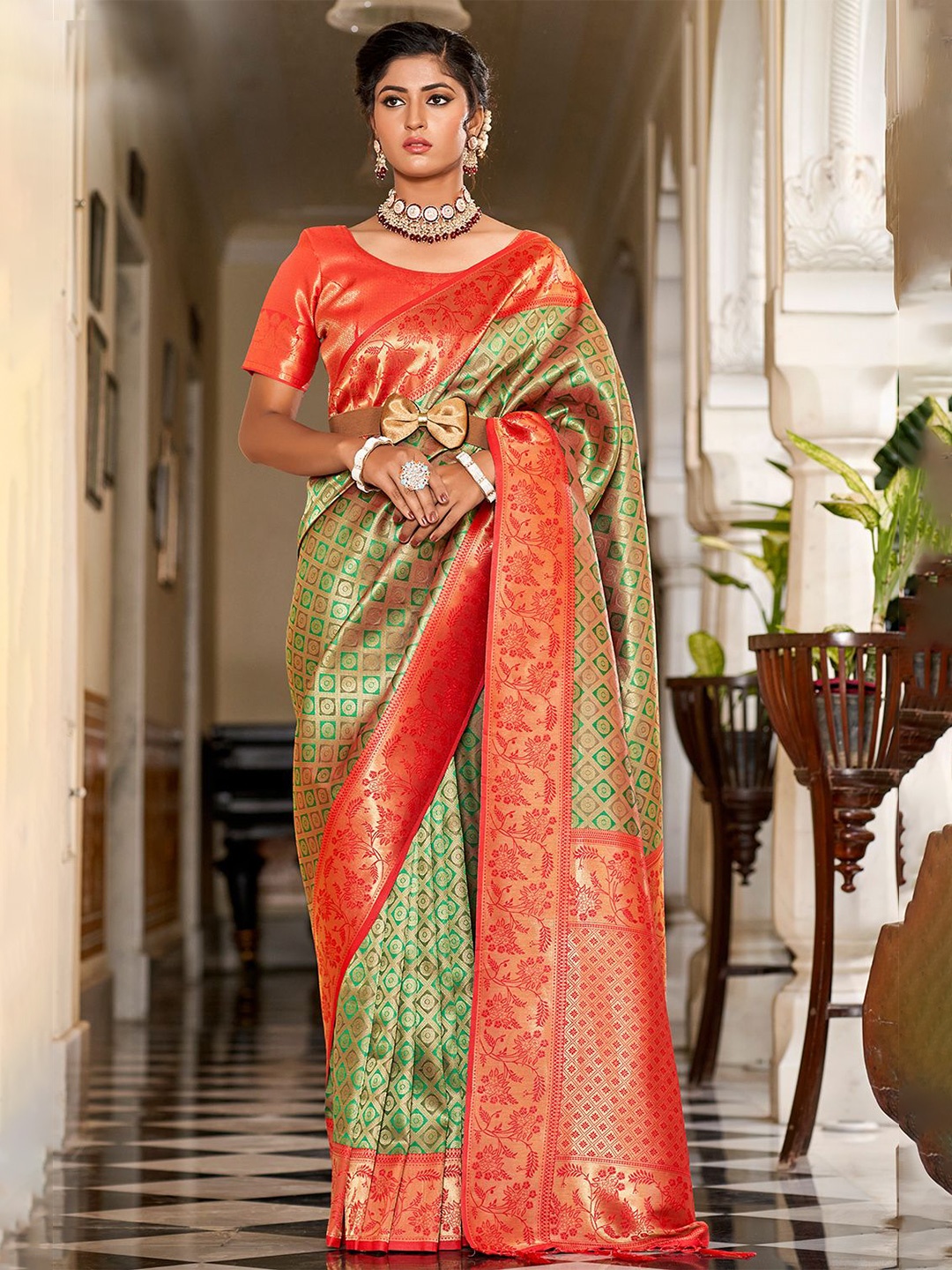 

FASHION STROM Woven Design Zari Silk Blend Banarasi Saree, Green