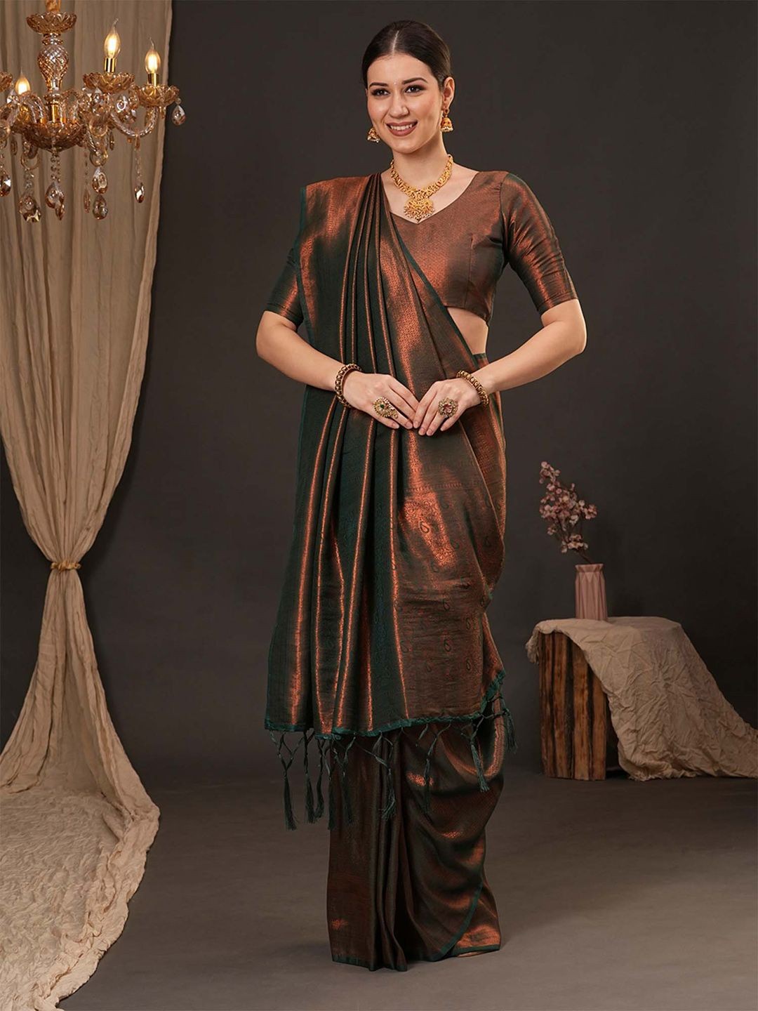 

Mitera Woven Design Zari Silk Blend Kanjeevaram Saree, Green