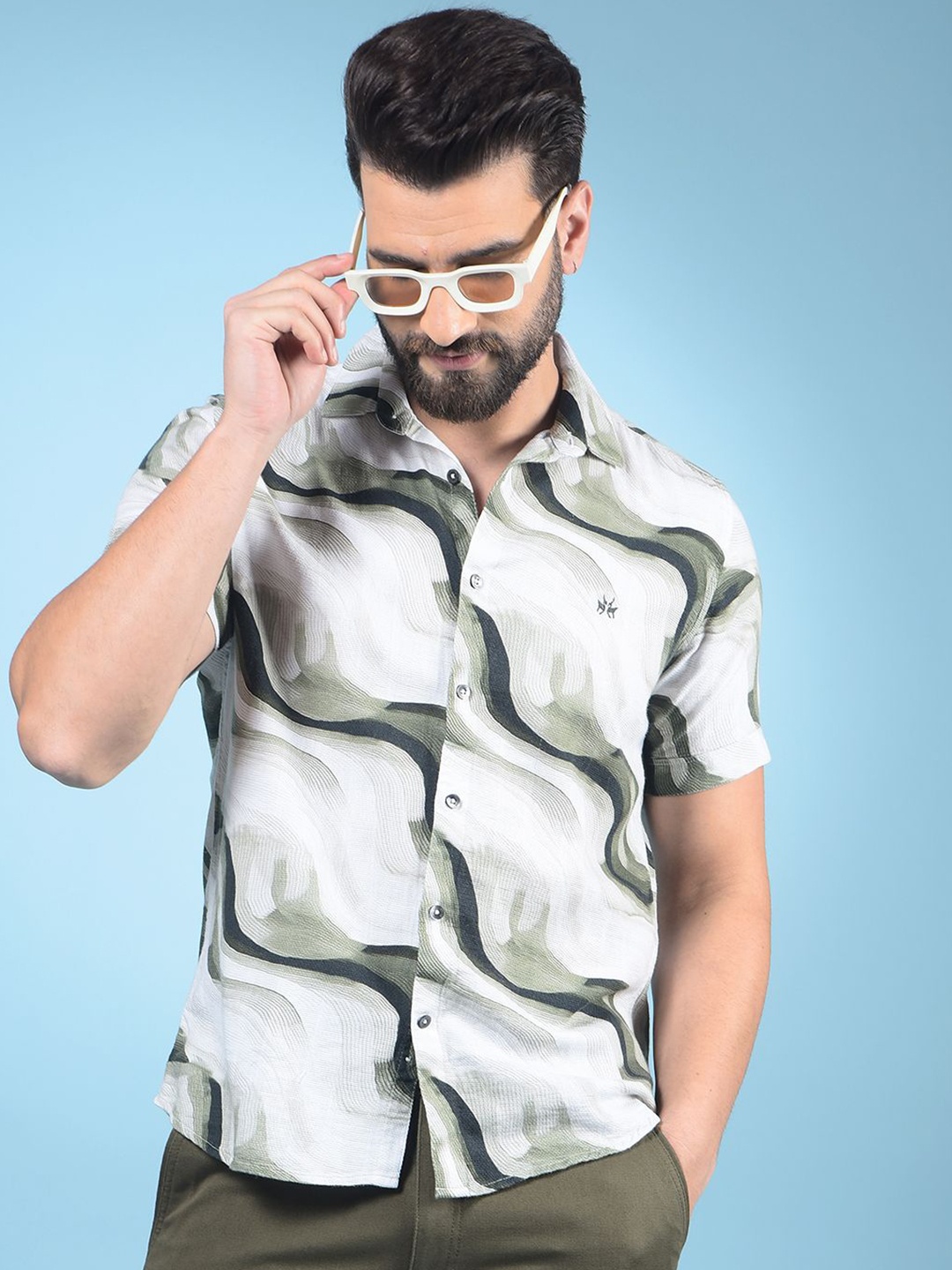 

Crimsoune Club Men Classic Slim Fit Opaque Printed Casual Shirt, Green