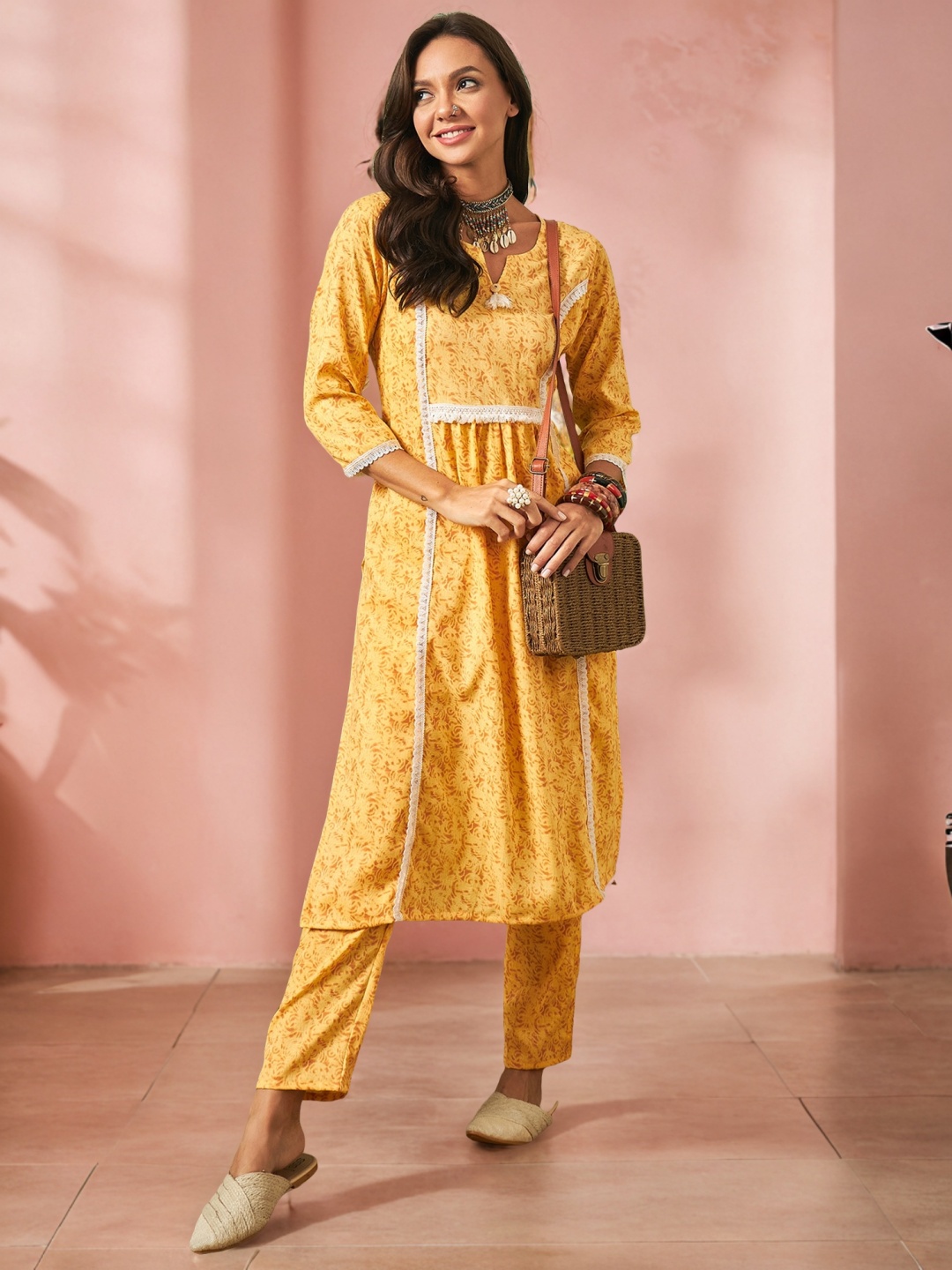 

Sangria Women Printed Kurta with Trousers set, Mustard