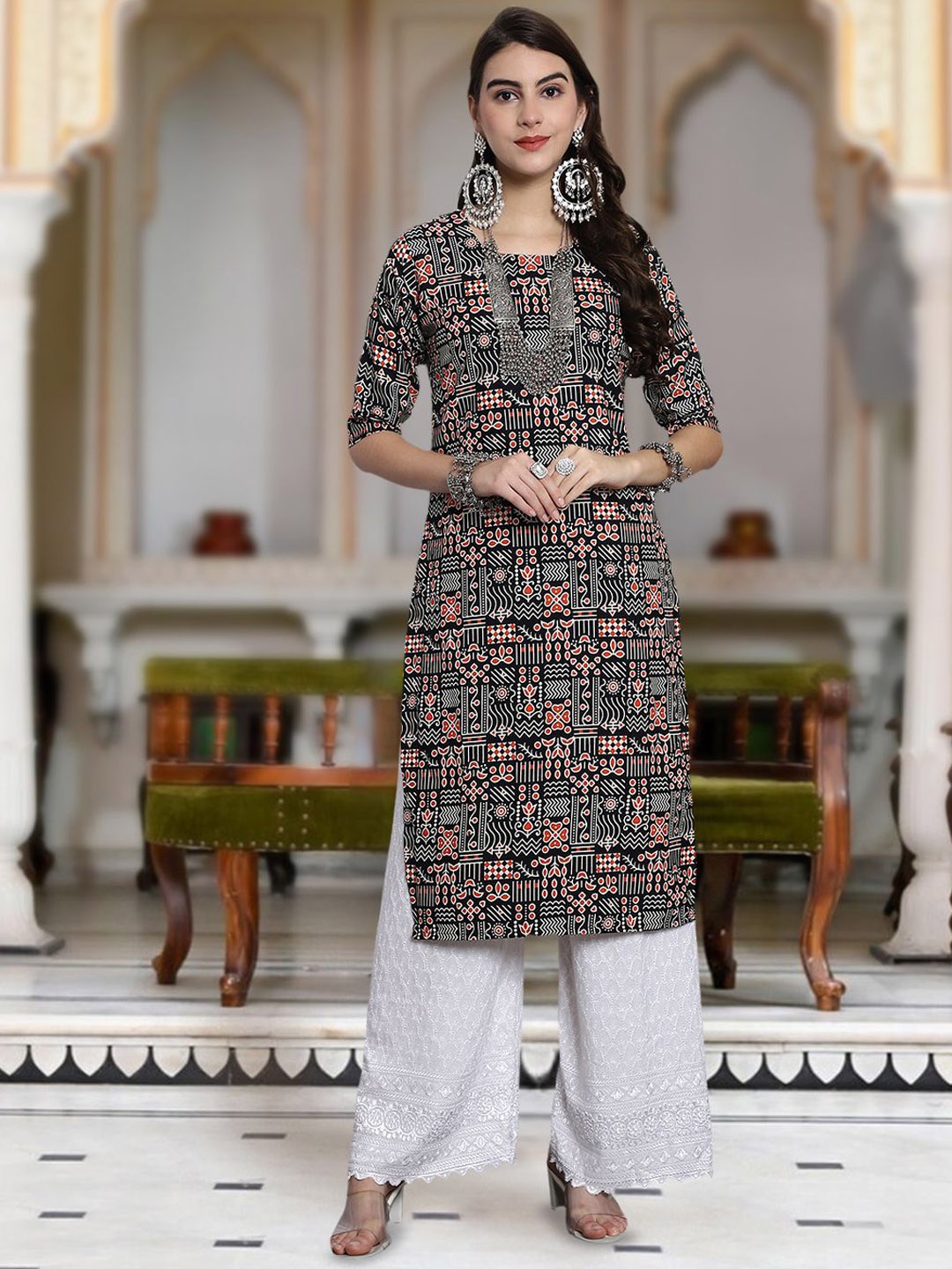 

Moda Rapido Floral Printed Round Neck Straight Kurta, Black