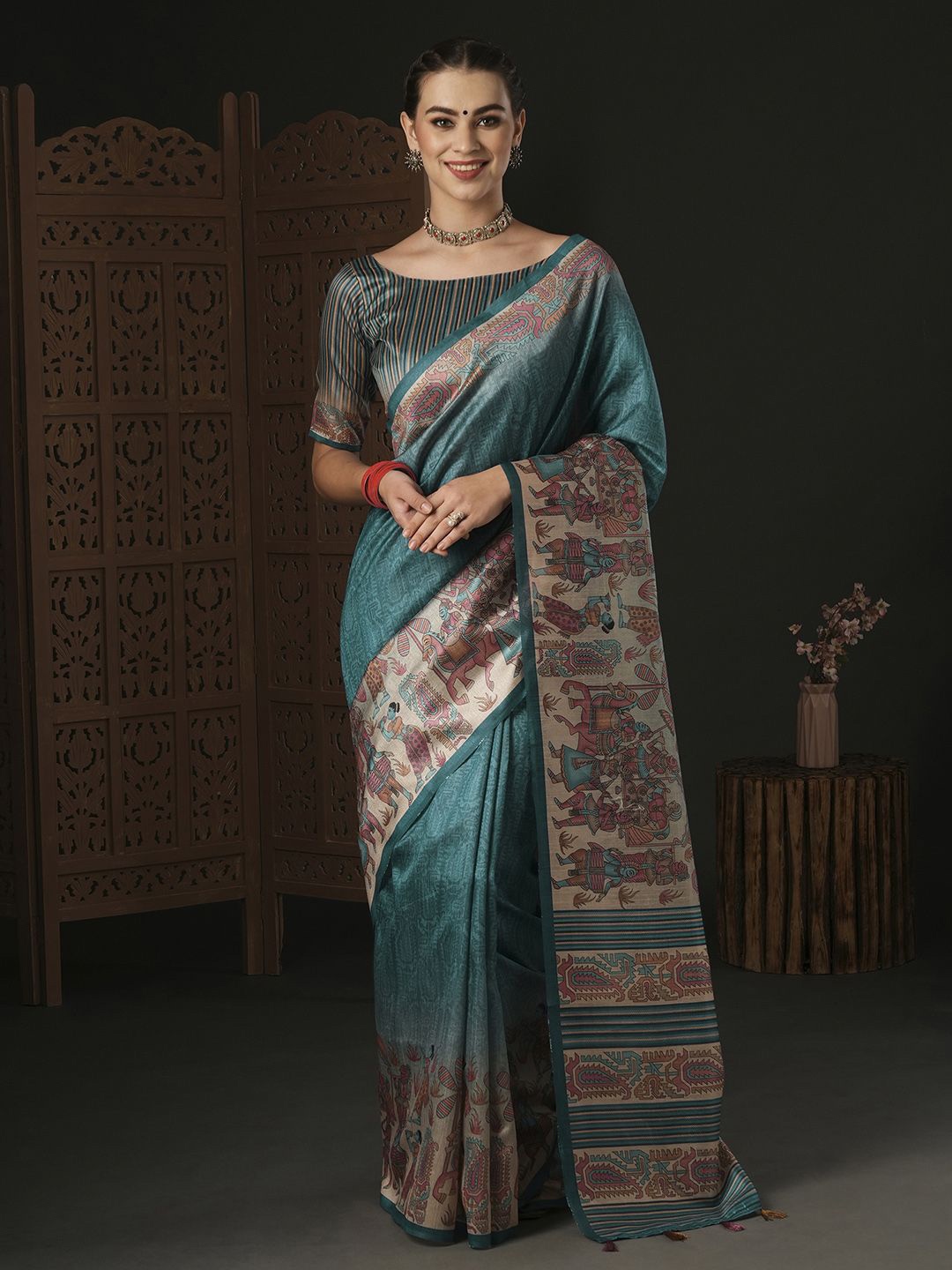 

Mitera Kalamkari Silk Blend Dabu Saree, Teal