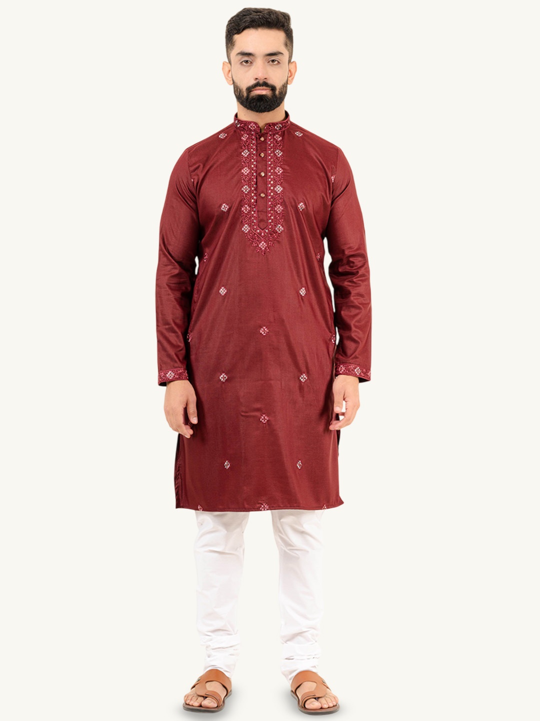 

Tistabene Embroidered Mandarin Collar Jaquard Silk Thread Work Handloom Straight Kurta, Burgundy