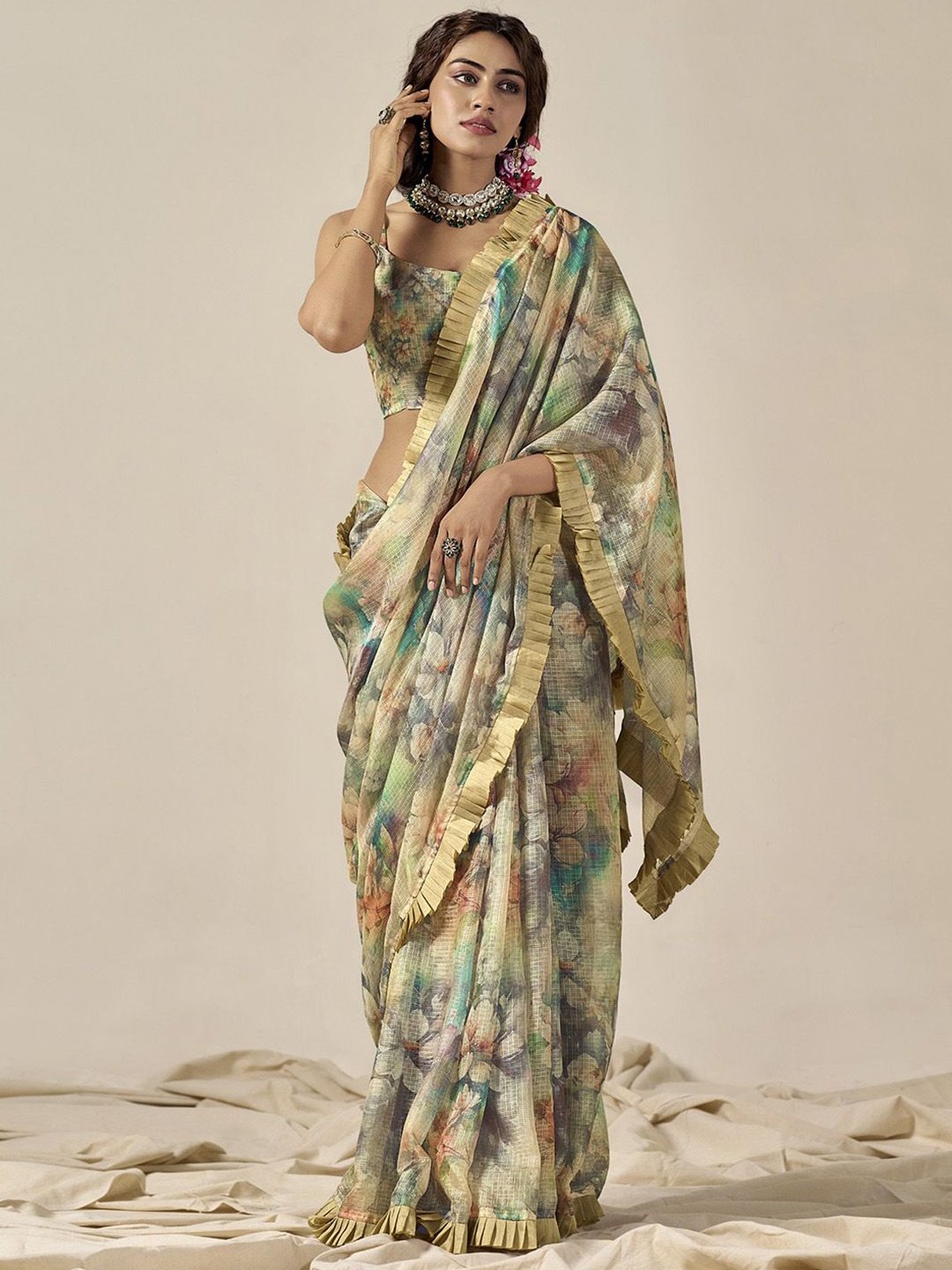 

Mitera Floral Saree, Green