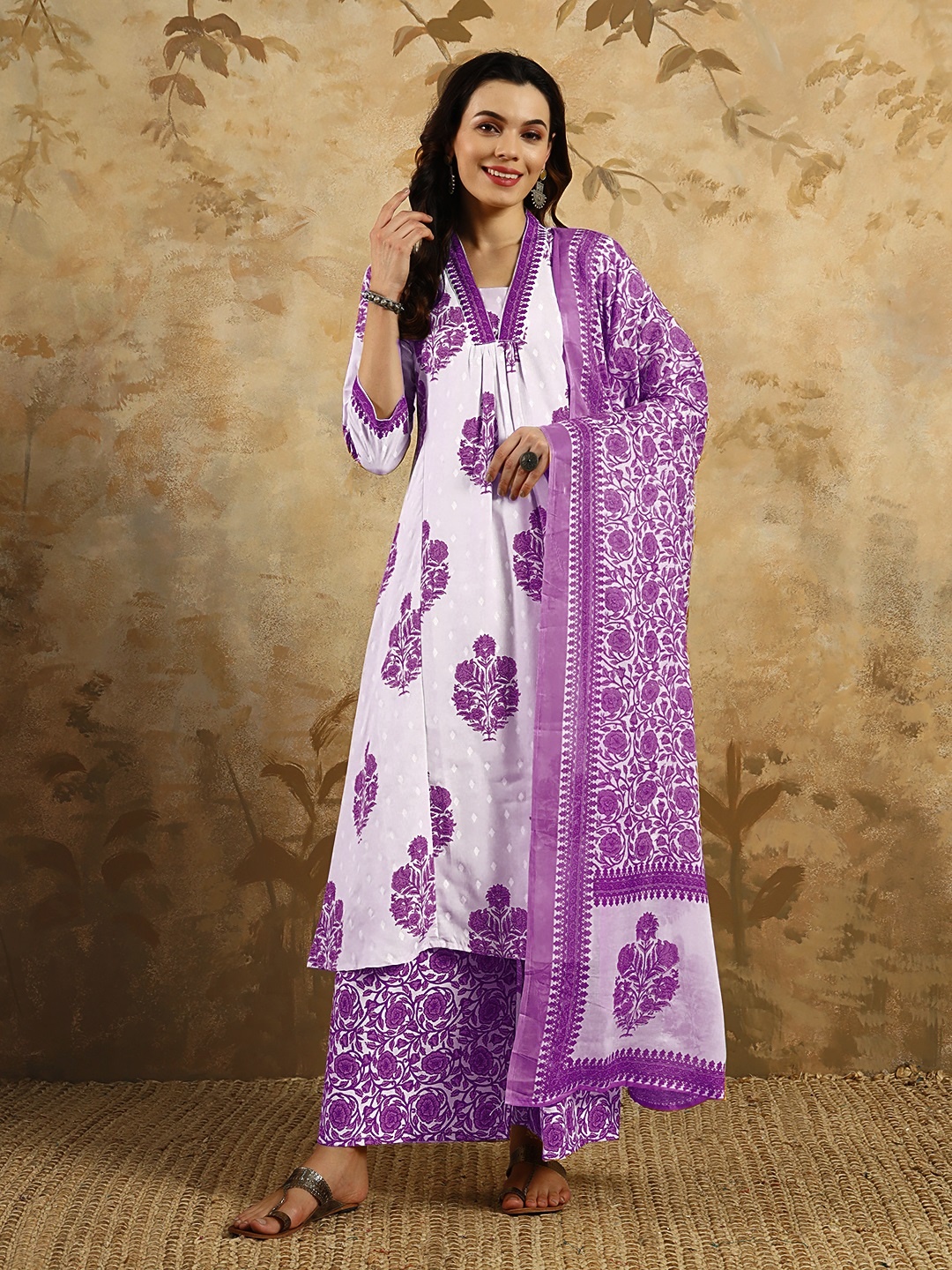 

Nimidiya Women Floral Printed Regular Kurta with Palazzos & With Dupatta, Purple