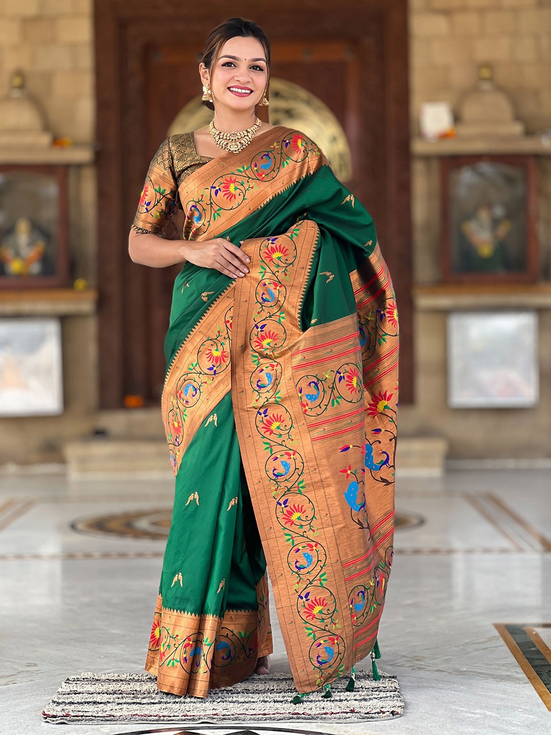 

Ekta Textiles Woven Design Zari Pure Silk Paithani Saree, Green