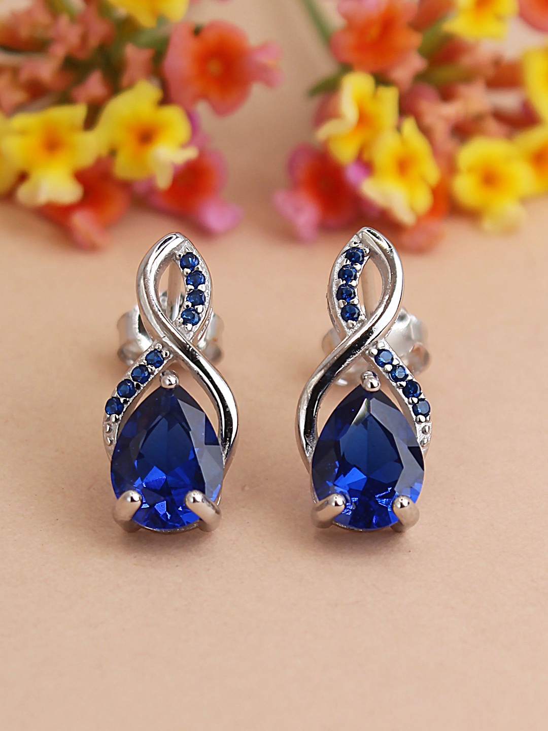 

DEVASHREE 925 Sterling Silver Rhodium-Plated CZ Studded Teardrop Shaped Studs Earrings