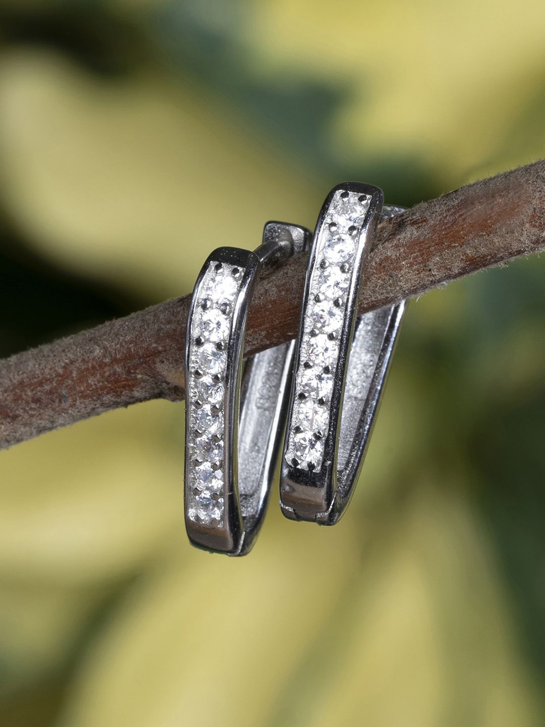 

TOUCH925 925 Silver Cubic Zirconia Studded Triangular Shaped Hoop Earrings
