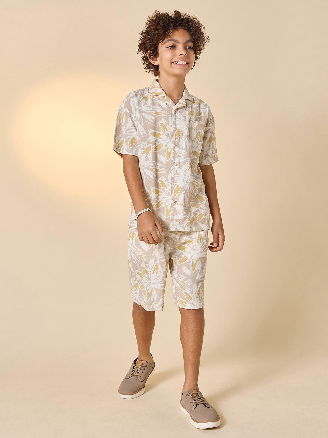 

Juniors by Babyshop Boys Printed Shirt with Shorts, White