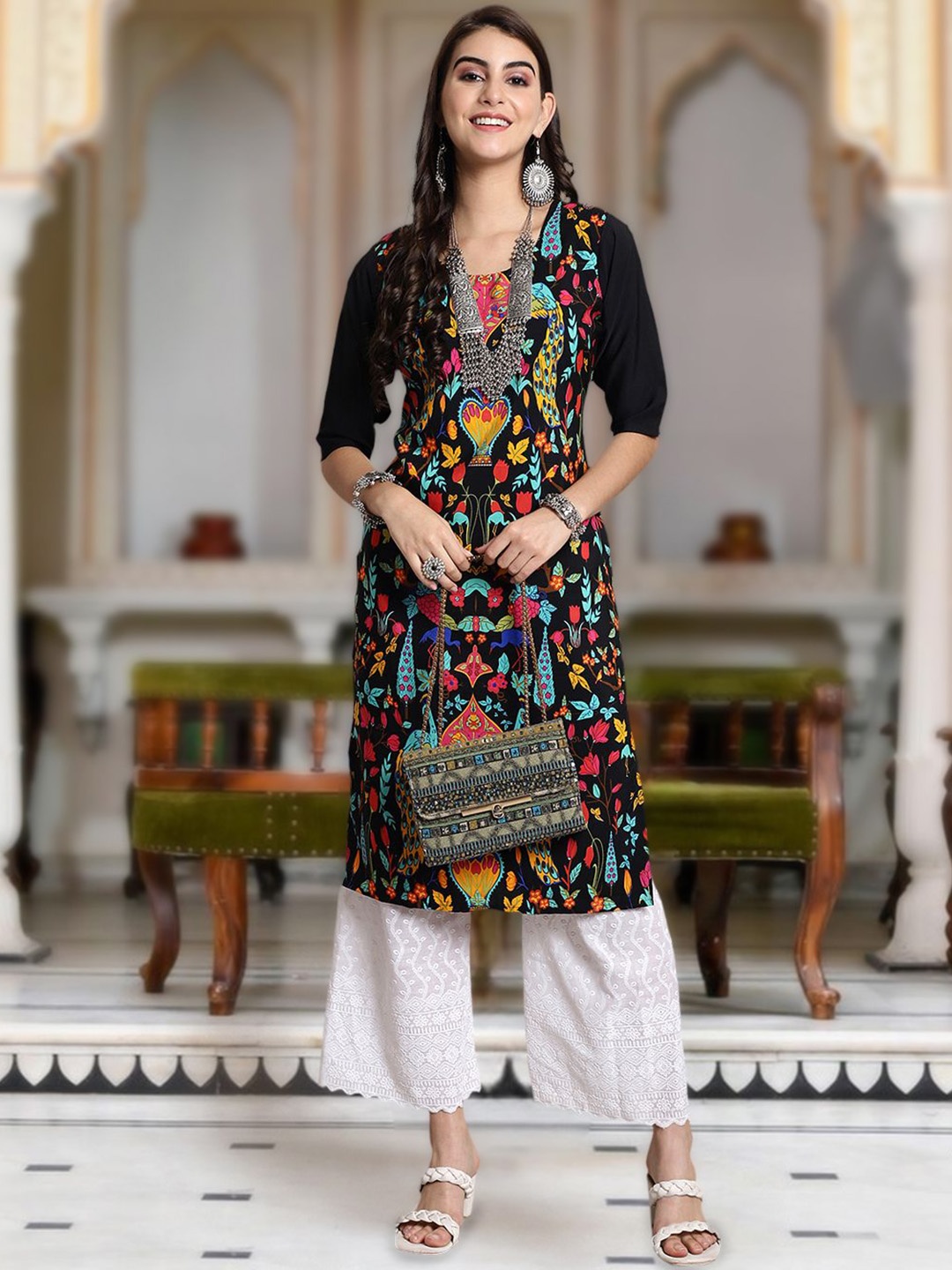 

Moda Rapido Floral Printed Round Neck Straight Kurta, Black