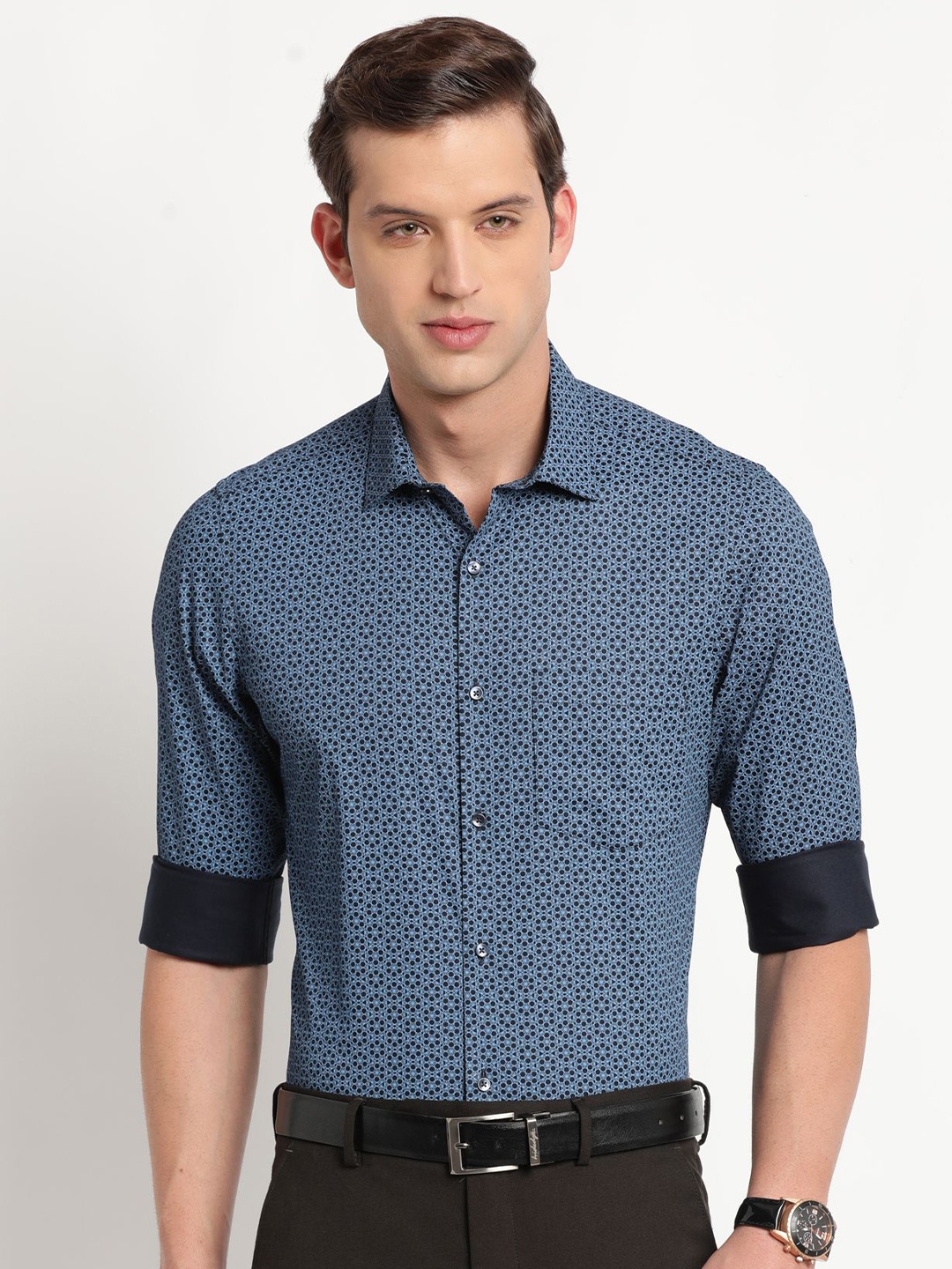 

Turtle Men Standard Opaque Printed Formal Shirt, Blue