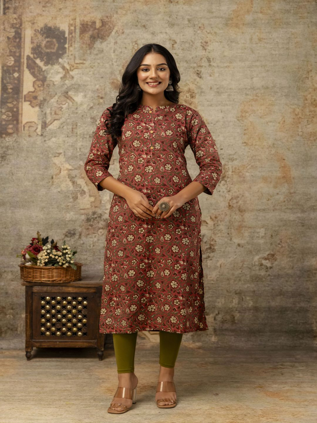 

Jarwal Creators Floral Printed Kurta, Maroon