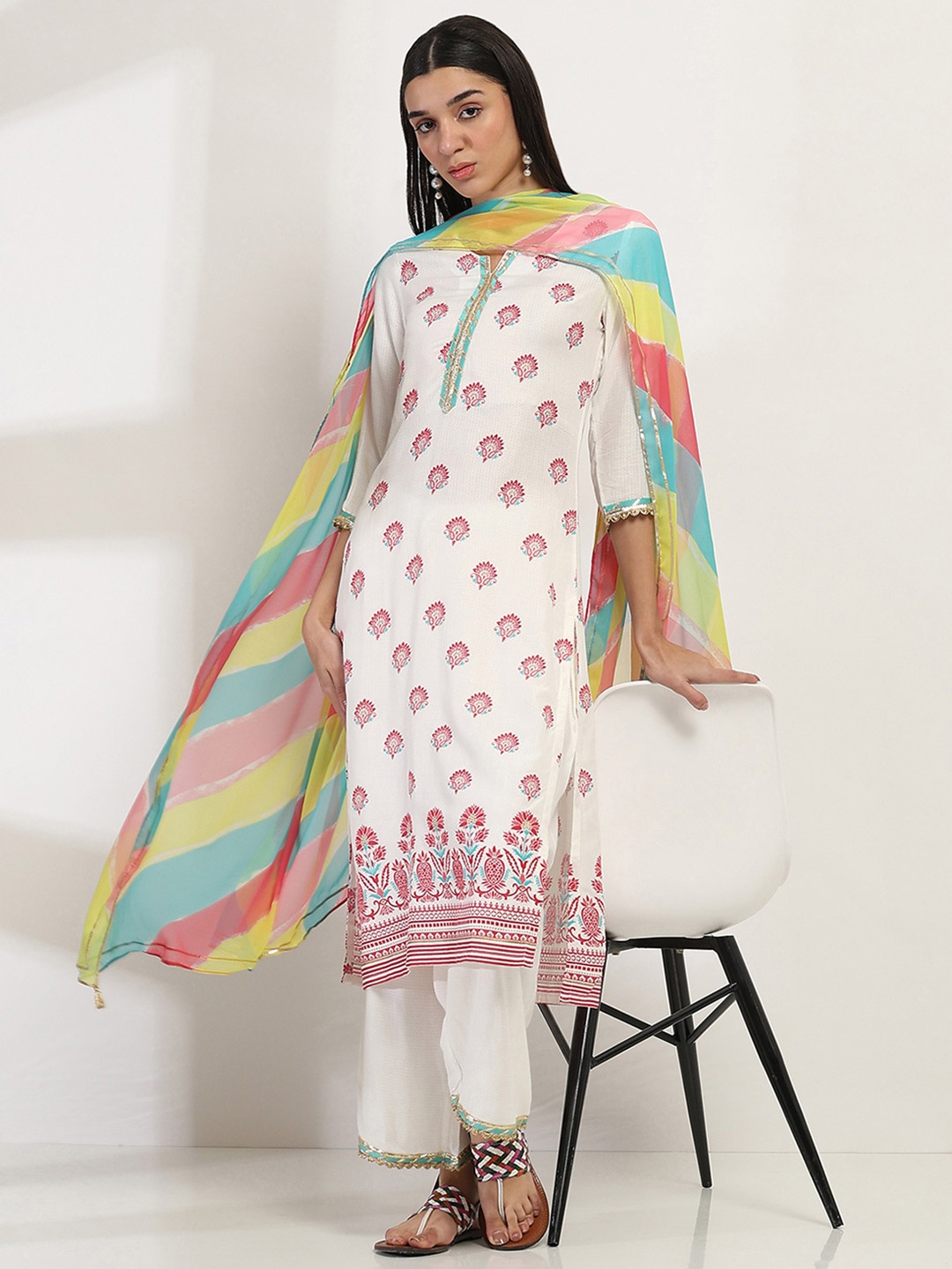 

Rangriti Women Ethnic Motifs Printed Regular Kurta with Palazzos & With Dupatta, White