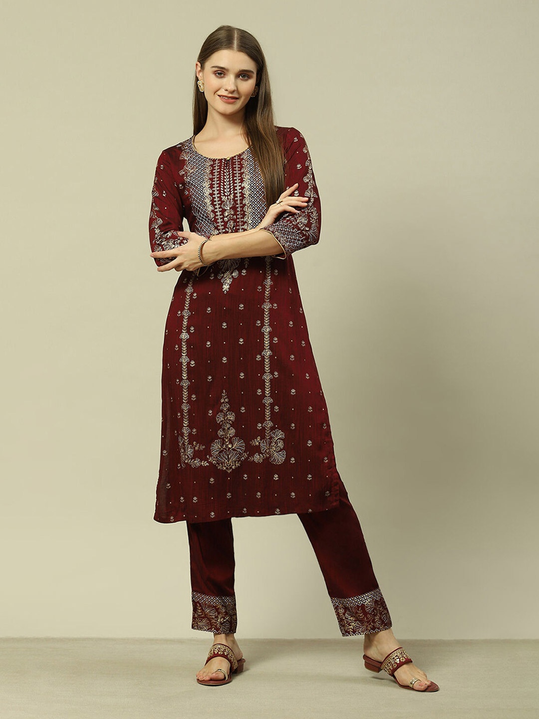 

Rangriti Women Printed Regular Kurta with Palazzos, Maroon