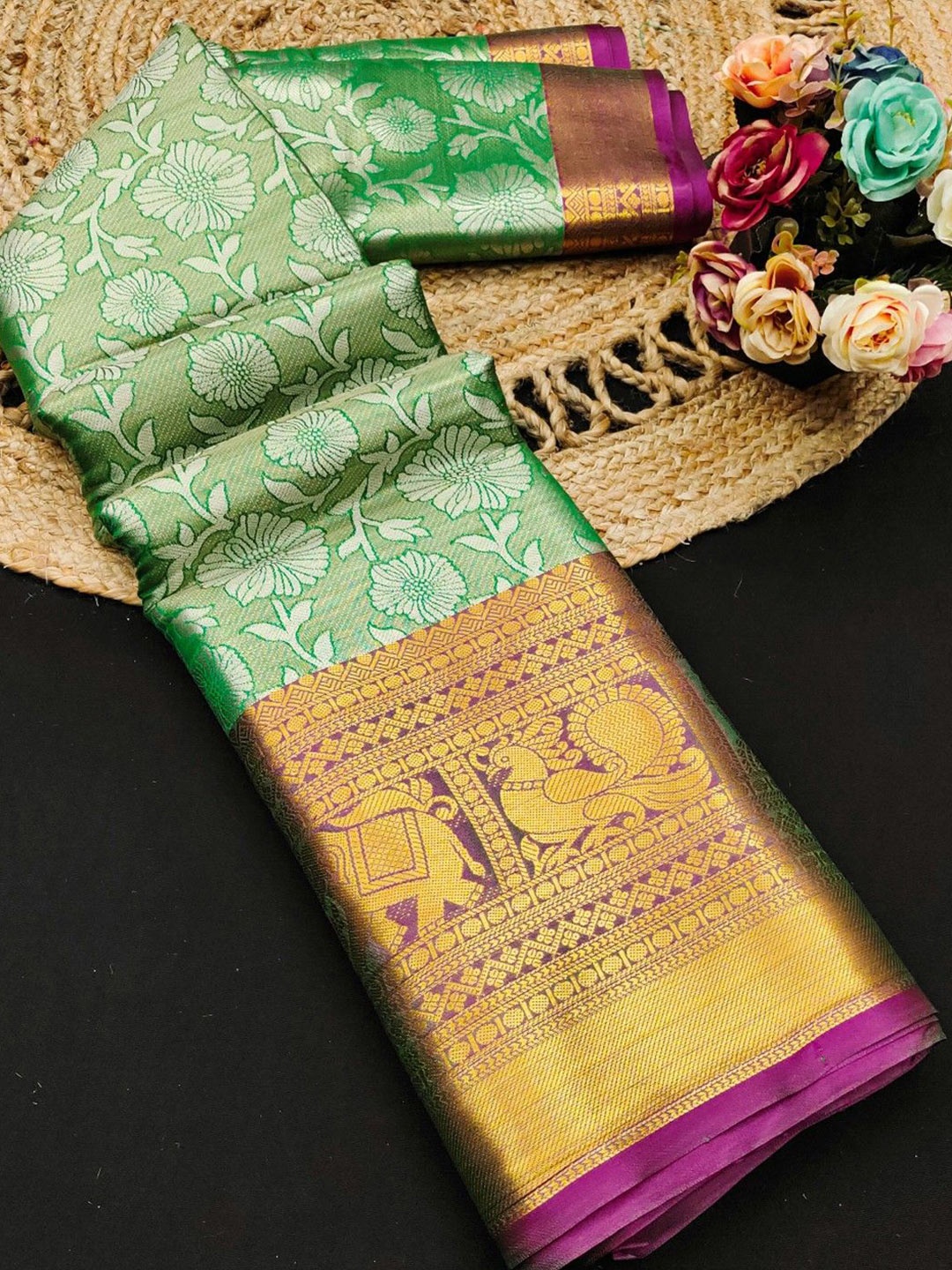 

Mitera Woven Design Zari Pure Silk Kanjeevaram Saree, Green