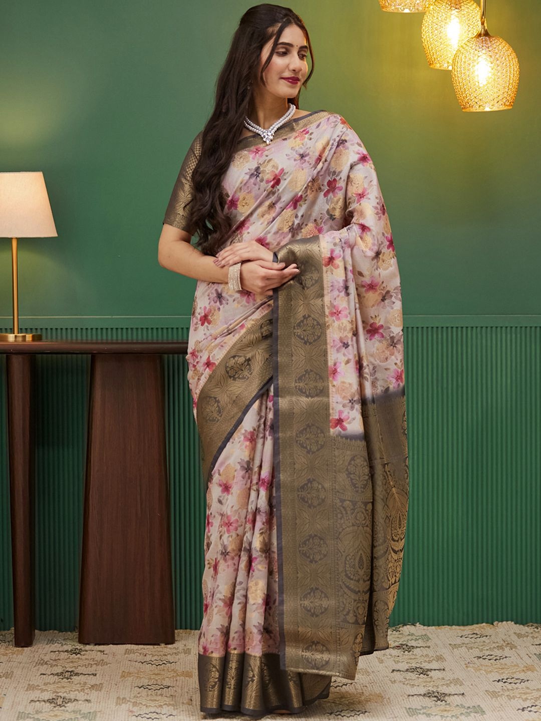 

Satrani Floral Zari Pure Silk Chanderi Saree, Brown