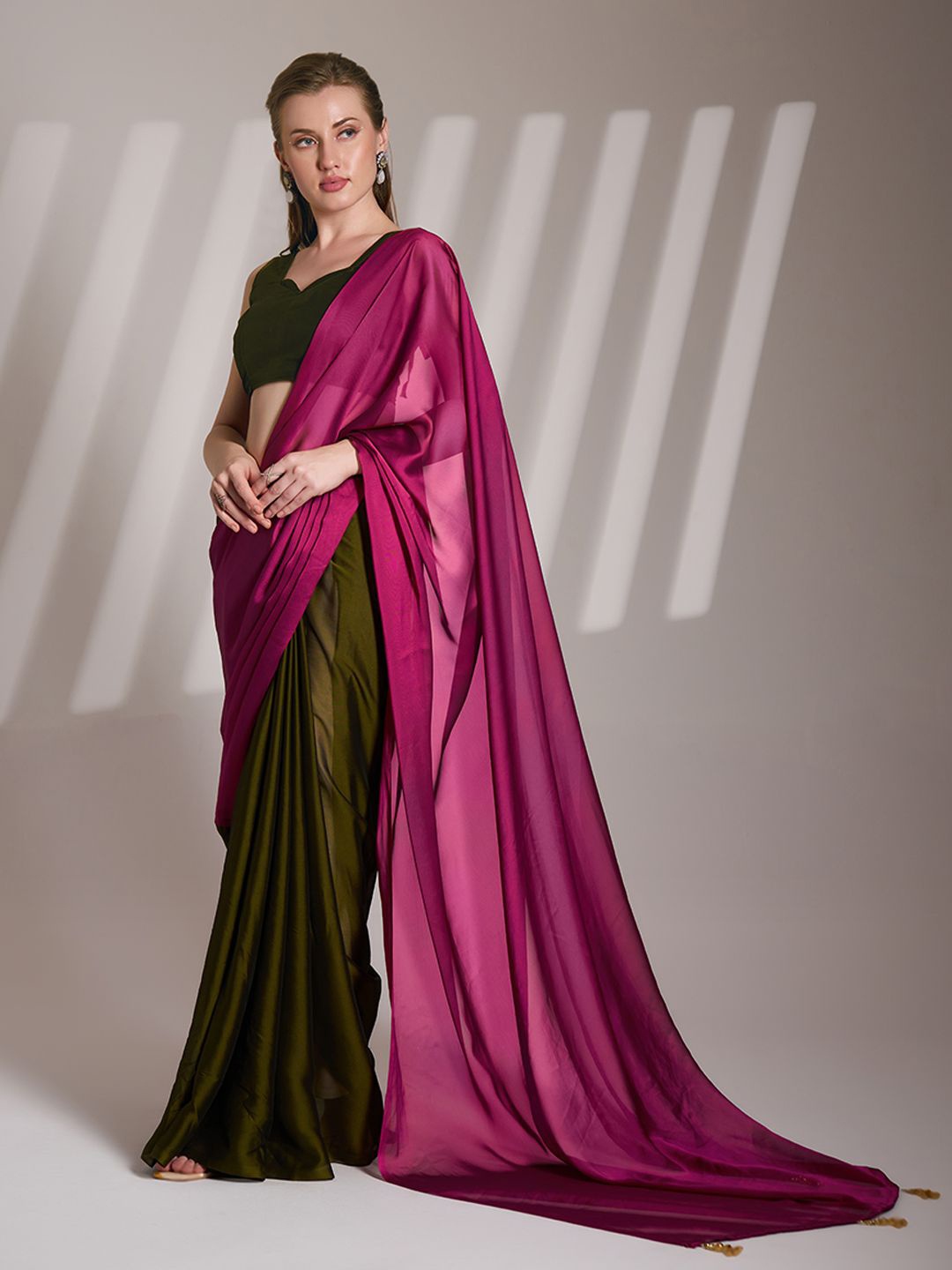 

Kalista Colourblocked Pure Chiffon Ready to Wear Saree, Green