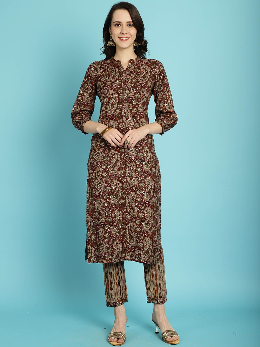 

KALINI Paisley Printed Mandarin Collar Tunic With Trouser, Maroon