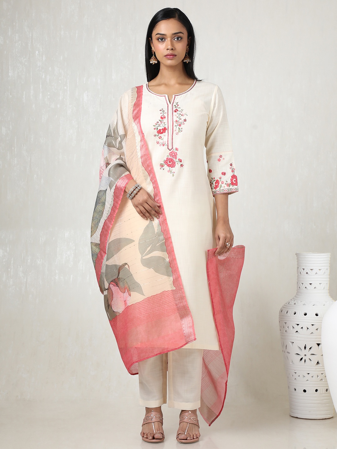 

Soch Women Floral Printed Regular Kurta with Trousers & With Dupatta, Off white