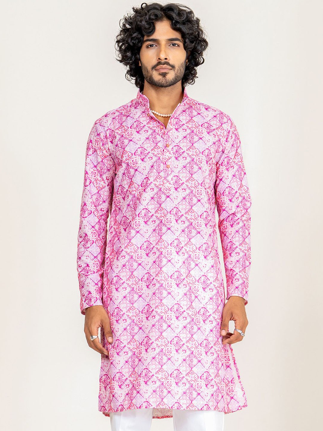 

Tistabene Floral Printed Embroidered Mandarin Collar Thread Work Handloom Straight Kurta, Pink