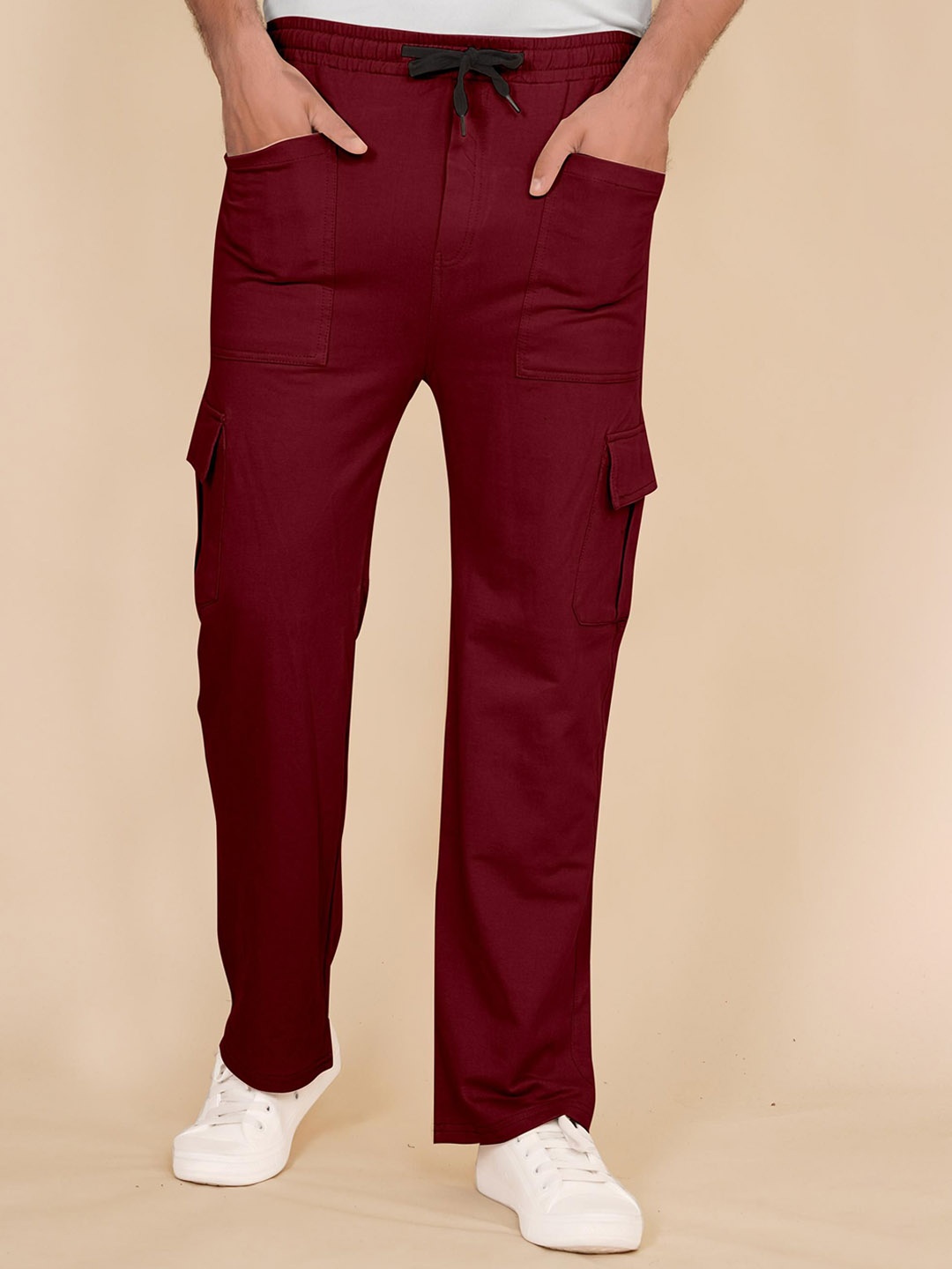 

Moda Rapido Men Cargos Trousers, Maroon
