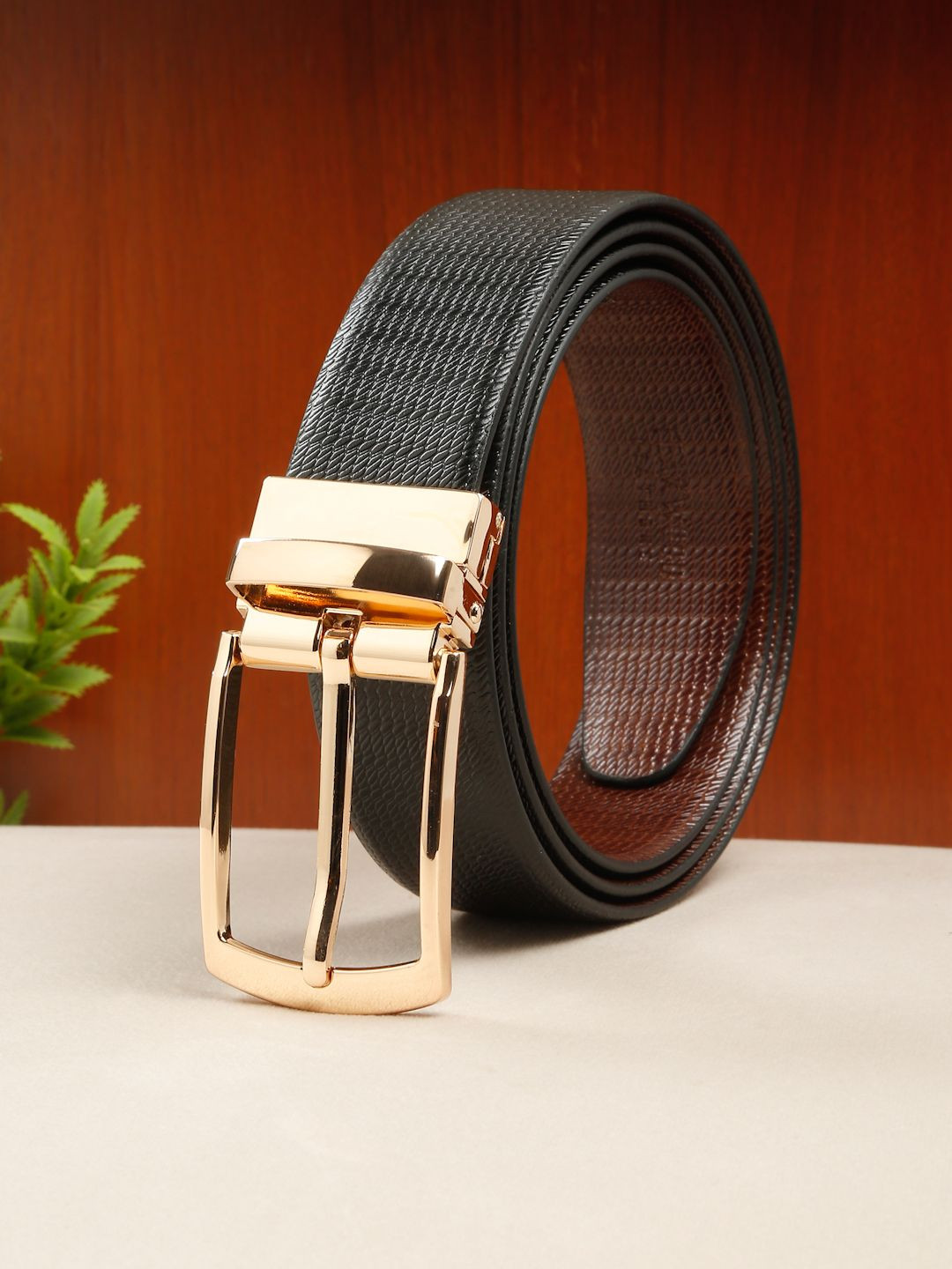 

Teakwood Leathers Men Textured Leather Reversible Formal Belt, Black