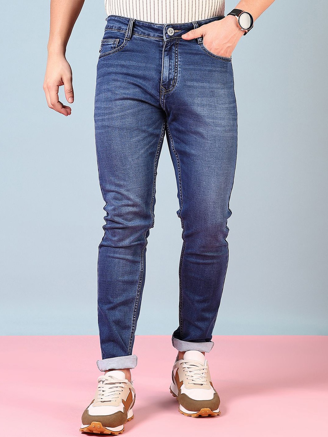 

V-Mart Men Light Fade Jeans, Blue