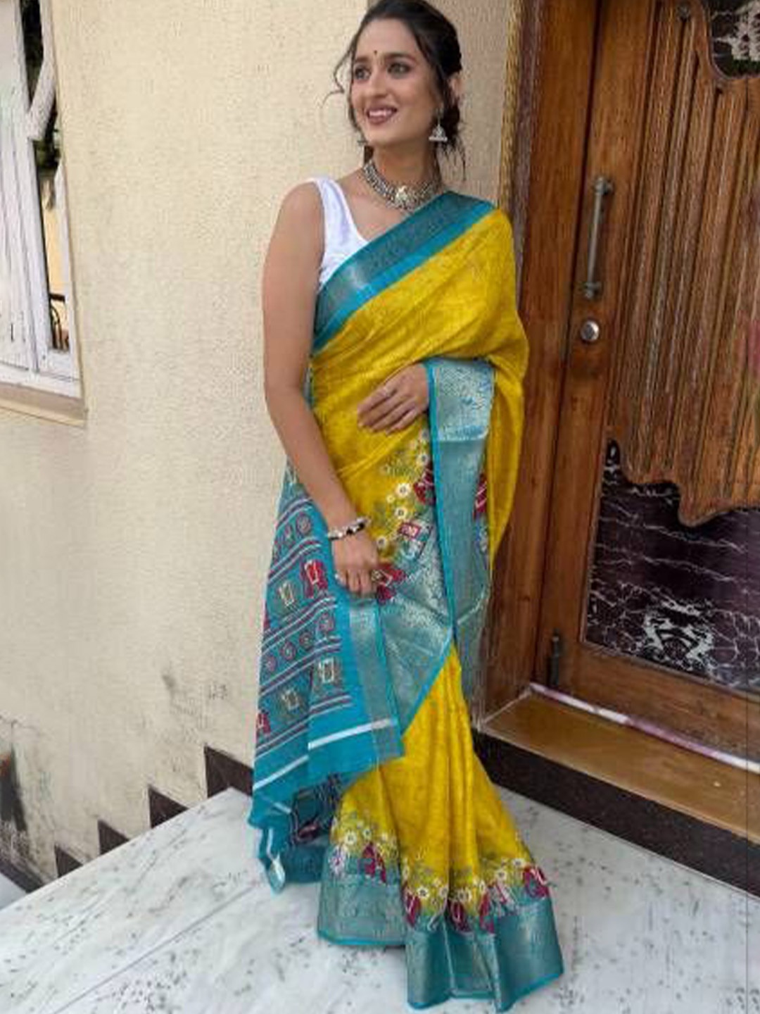

HI FI NX Kalamkari Zari Pure Cotton Kanjeevaram Saree, Yellow