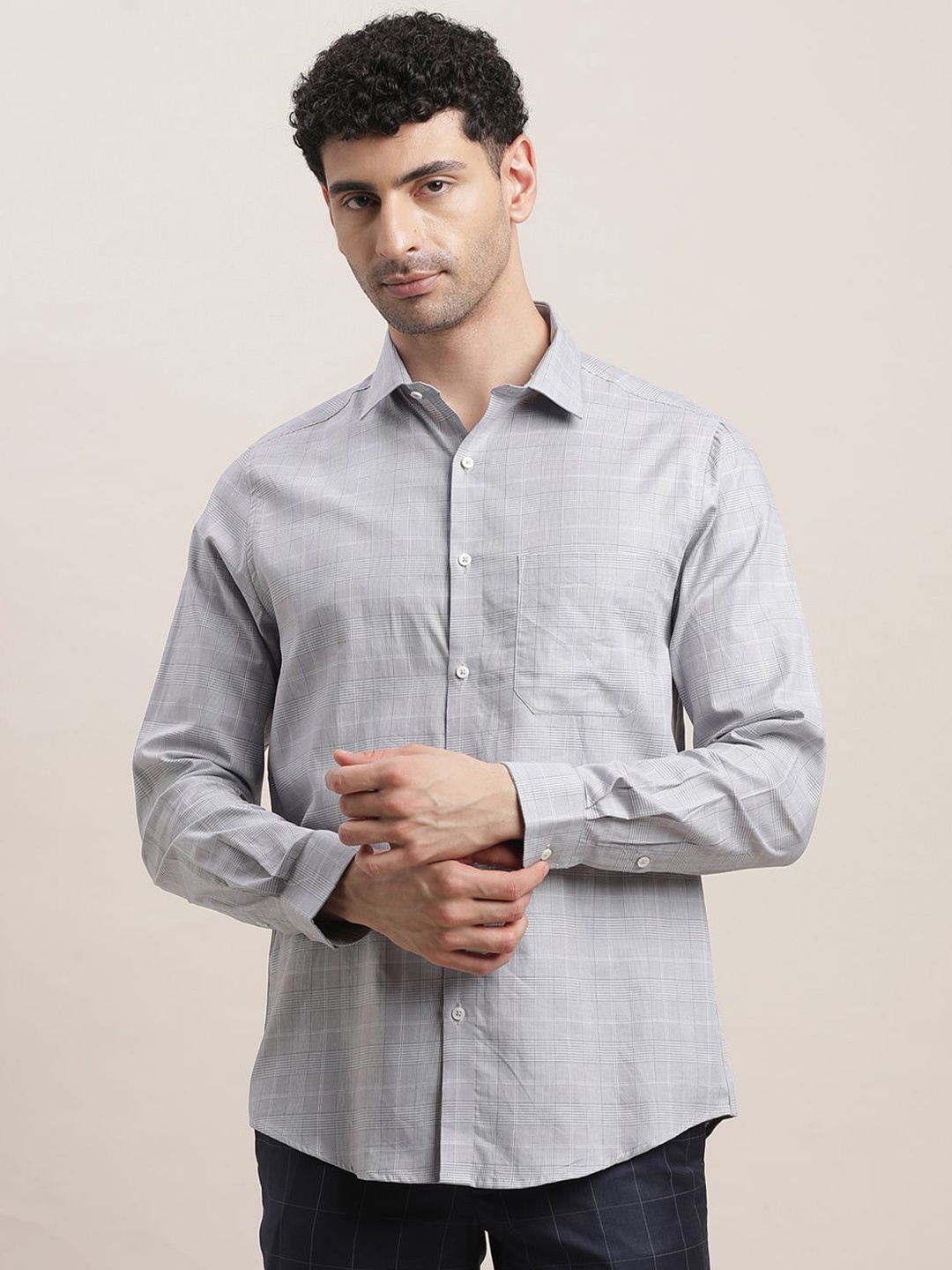 

Turtle Men Standard Opaque Checked Formal Shirt, Grey