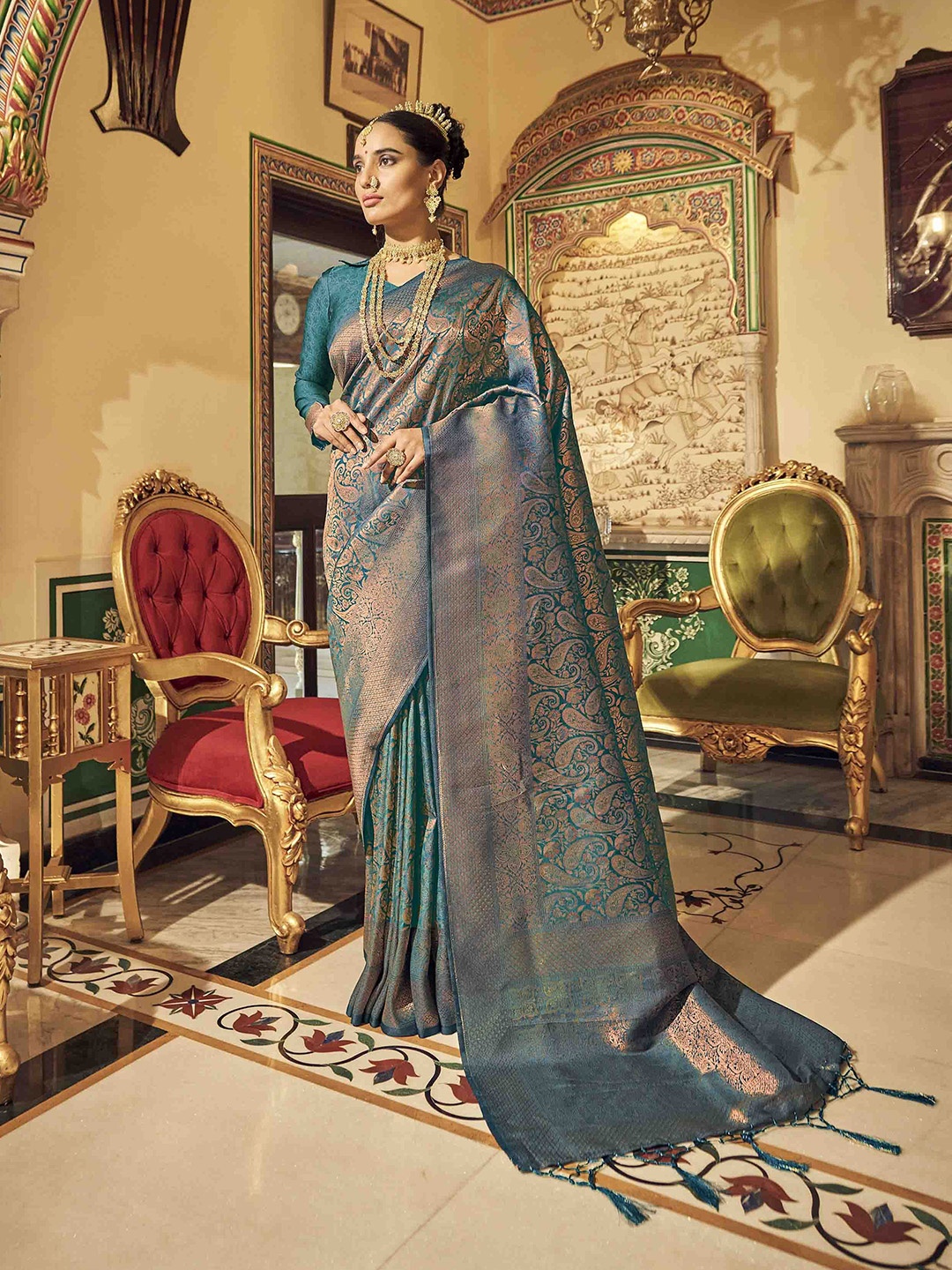 

DIVASTRI Woven Design Zari Silk Blend Kanjeevaram Saree, Teal