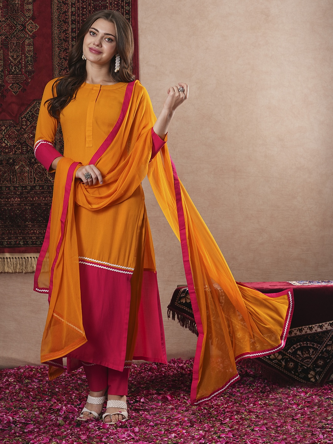 

DIVASTRI Women Colourblocked Regular Kurta with Trousers & With Dupatta, Orange