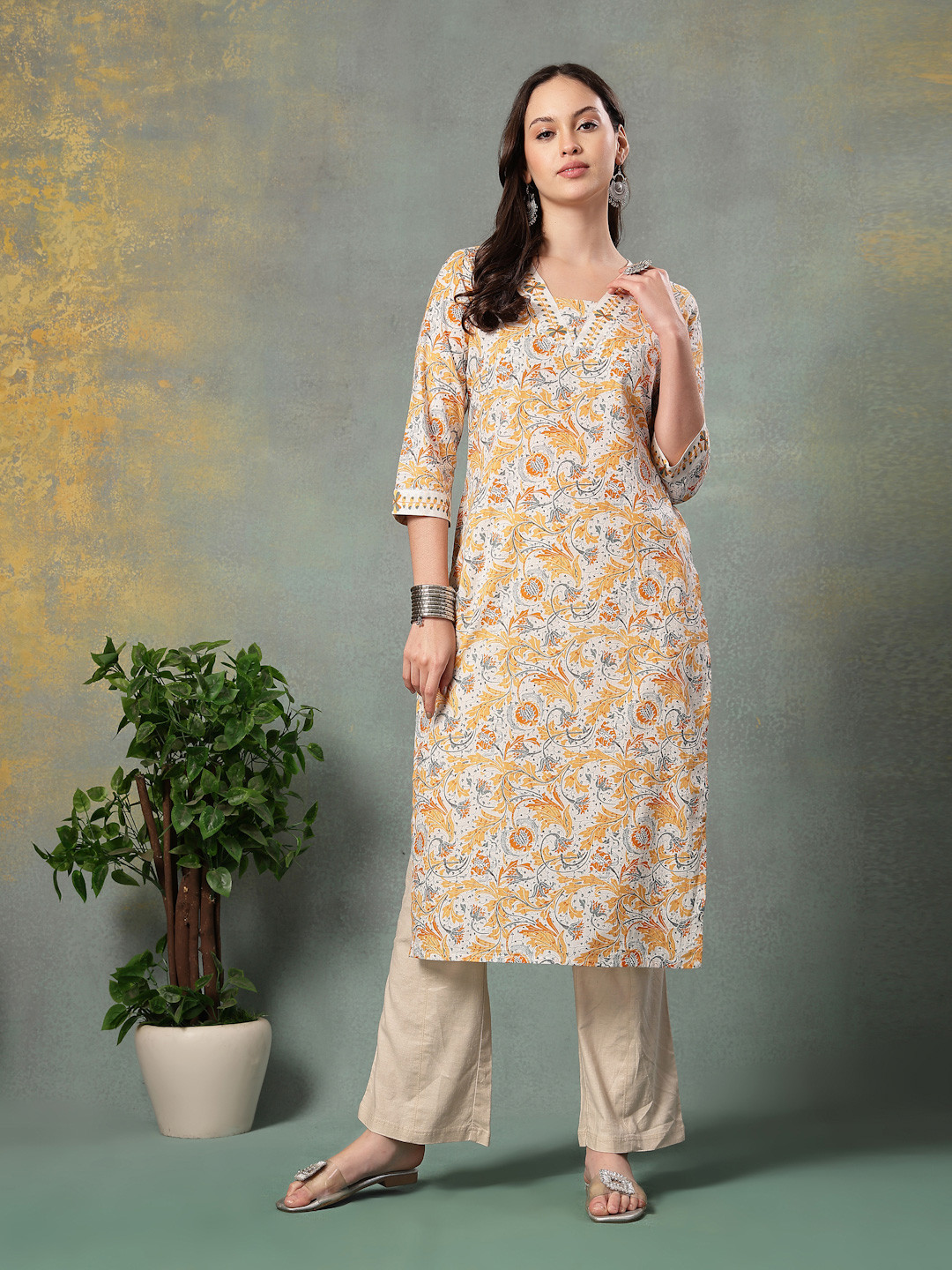 

God Bless Floral Printed Square Neck Cotton Straight Kurta, Yellow