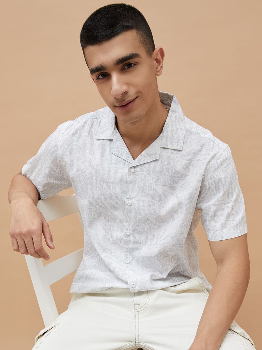 

Fame Forever by Lifestyle Men Floral Opaque Printed Casual Shirt, White