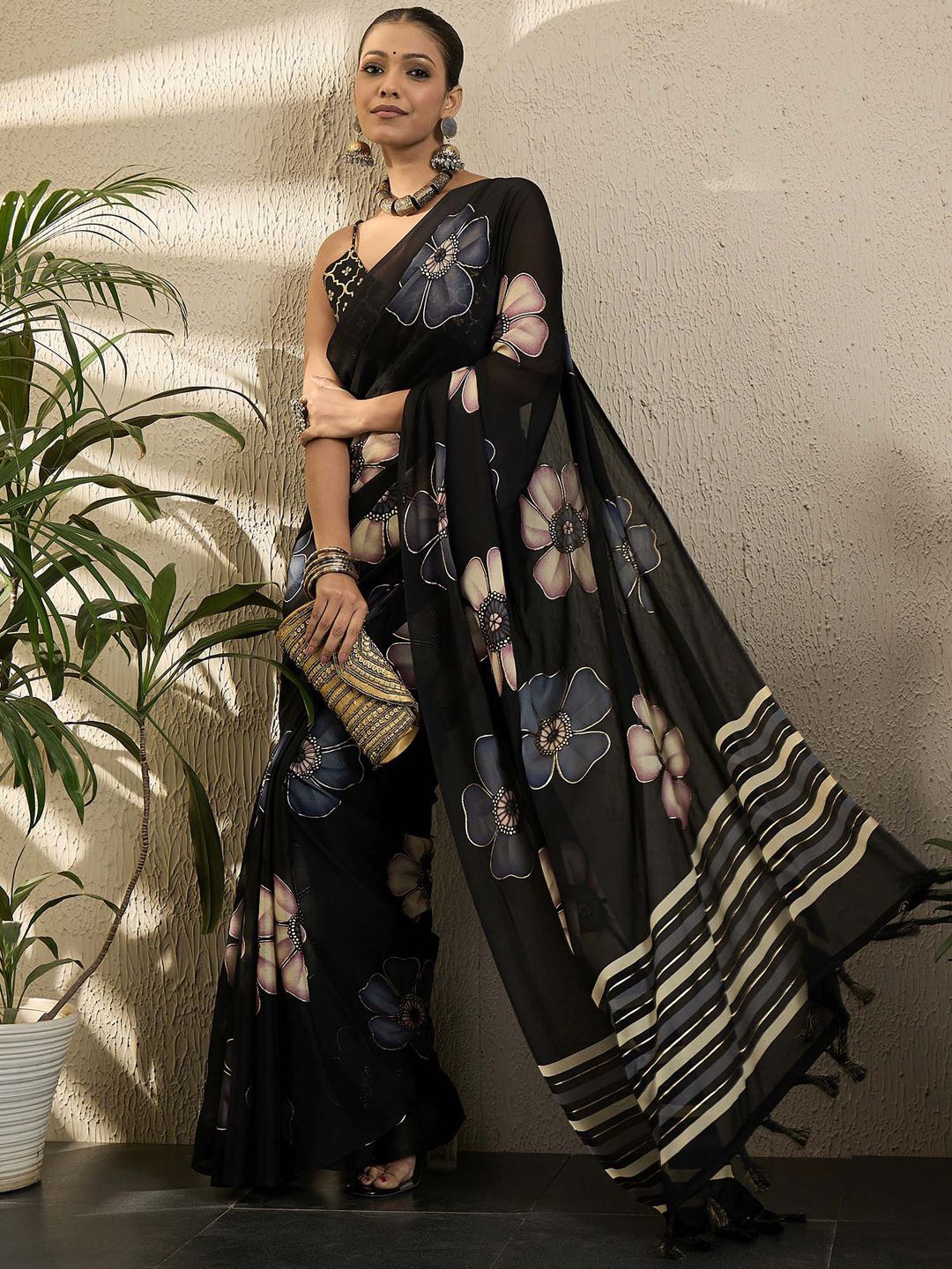 

Mitera Floral Poly Georgette Block Print Saree, Black