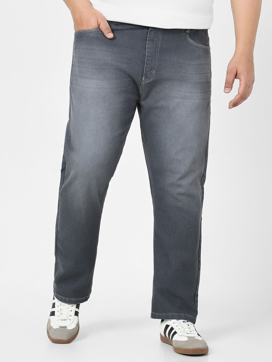 

Urbano Plus Men Grey Straight Fit Heavy Fade Washed Stretchable Jeans