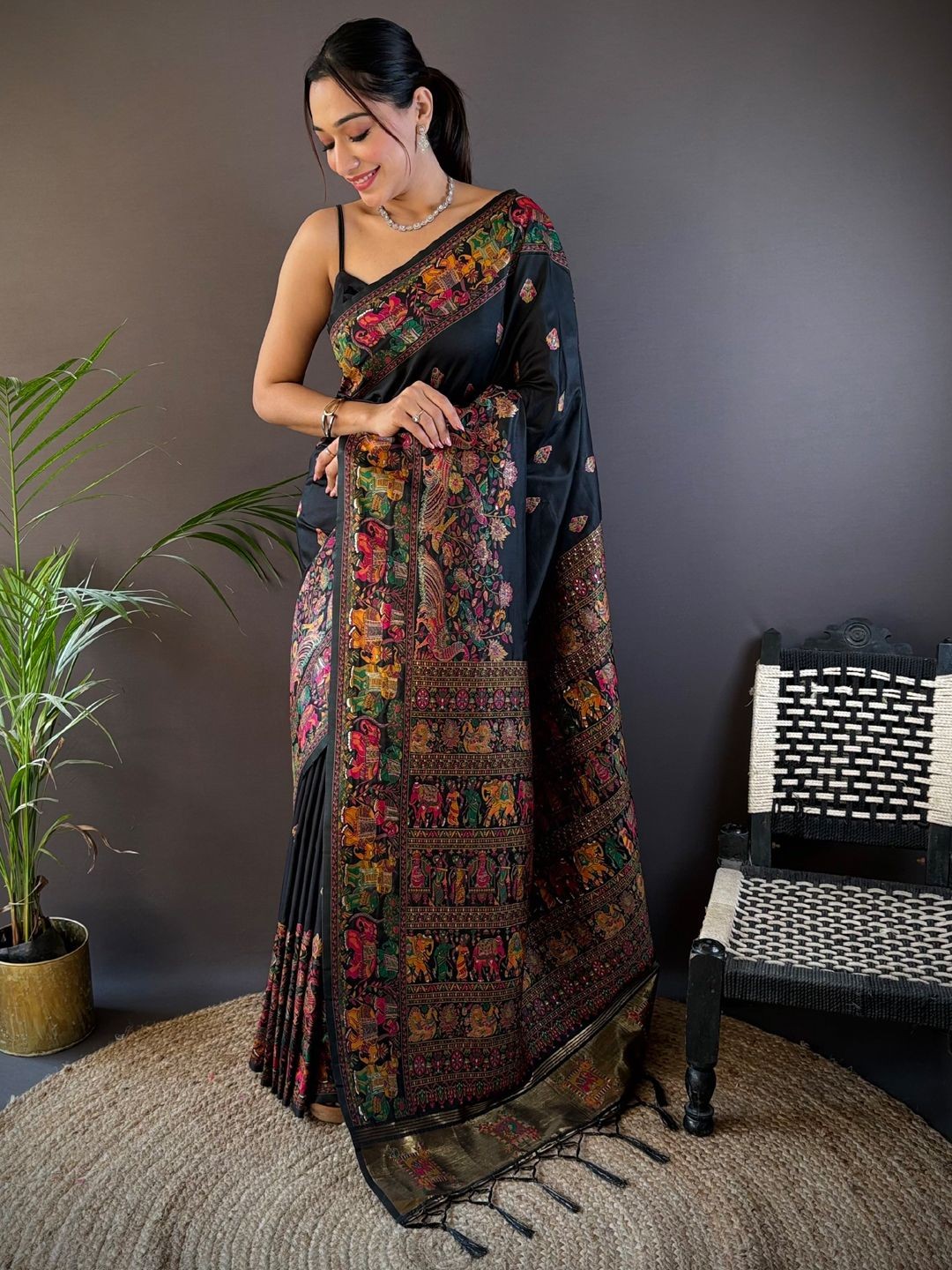 

LeeliPeeri Designer Woven Design Zari Pashmina Saree, Black