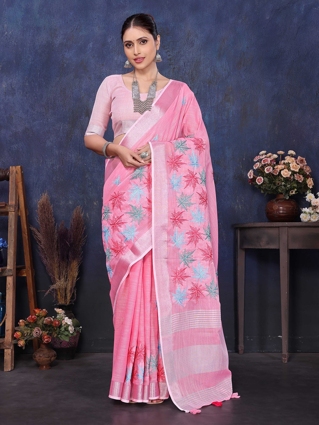 

NEGRONI Floral Embroidered Pure Linen Bhagalpuri Saree, Pink