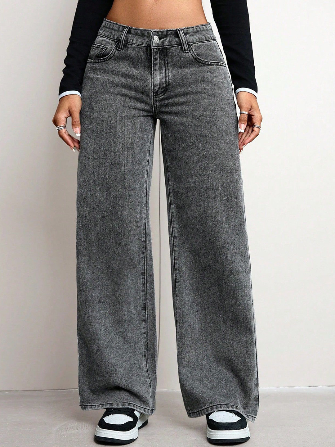 

DressBerry Women Comfort Straight Fit High-Rise Light Fade Acid Wash Stretchable Jeans, Grey