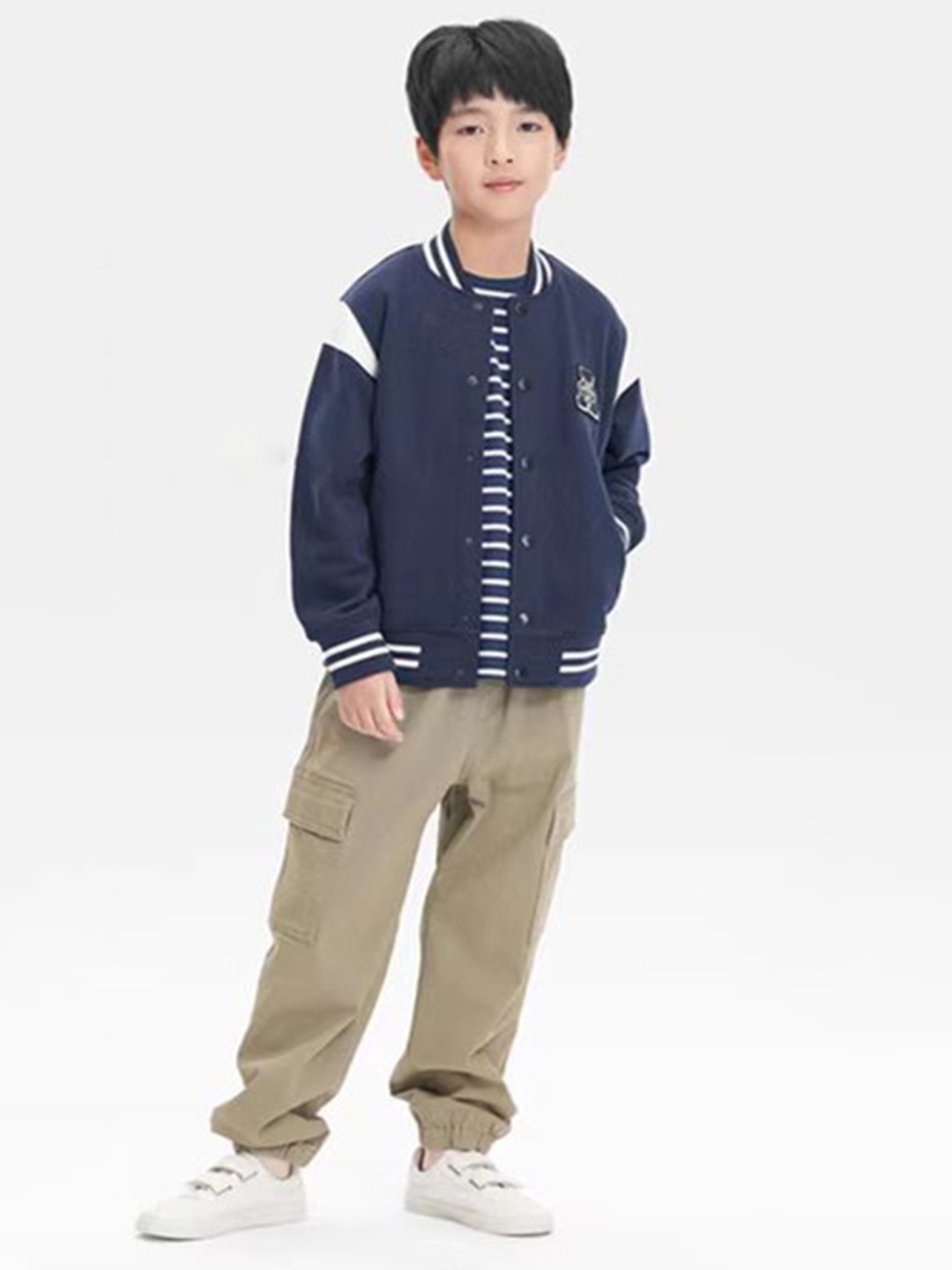 

LULU & SKY Boys Tapered Fit High-Rise Cargos Trousers, Khaki
