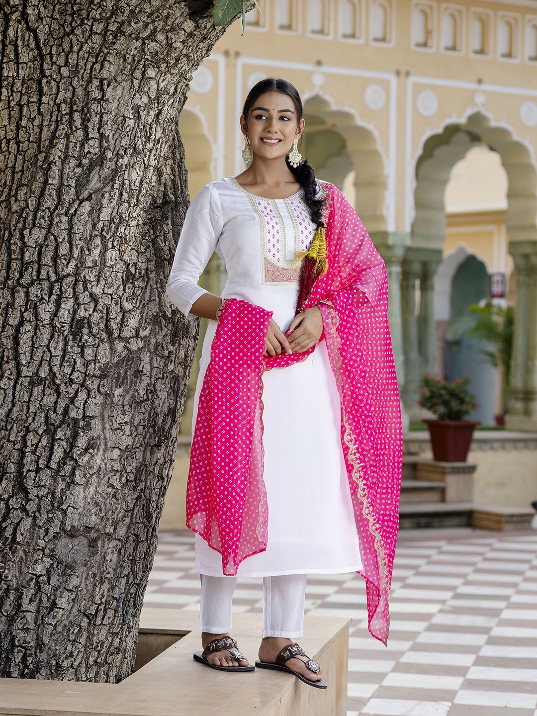 

Navlik Women Embroidered Regular Kurta with Trousers & With Dupatta, White