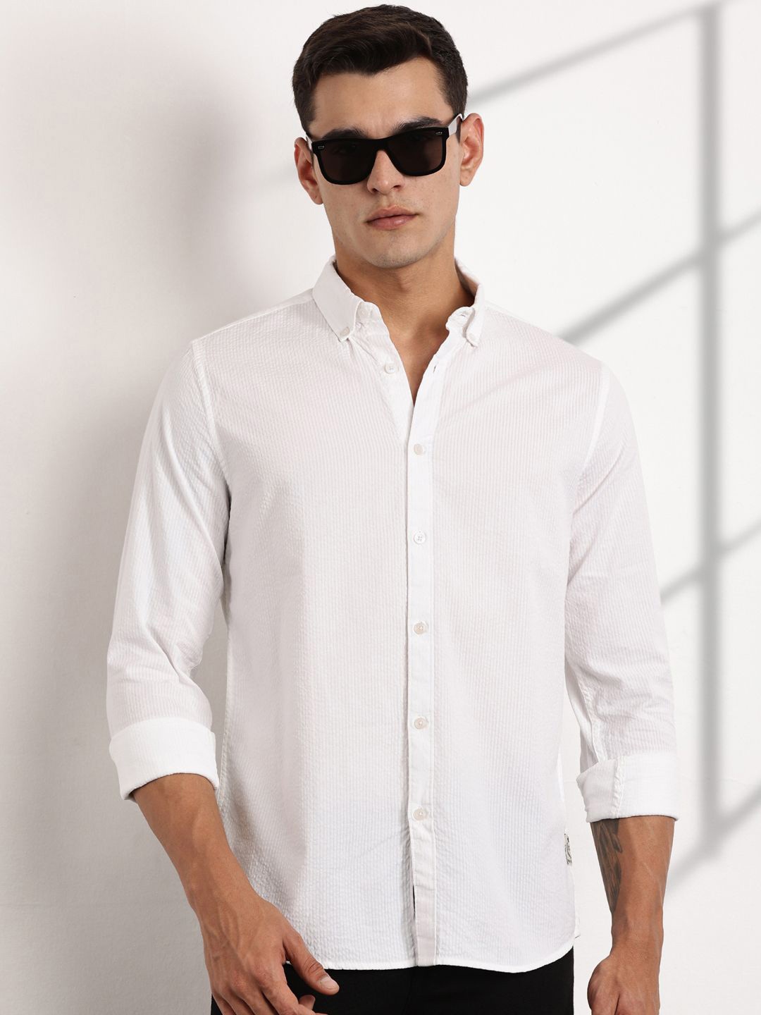 

Thomas Scott Men Premium Regular Fit Long Sleeves Pinstripes Casual Shirt, White