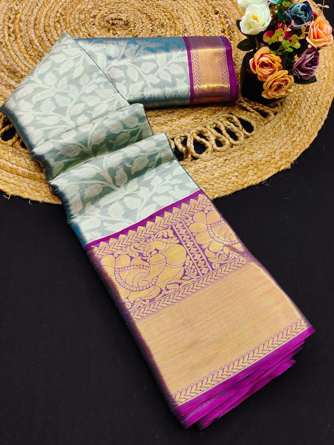 

yourwish Woven Design Zari Pure Silk Kanjeevaram Saree, Teal